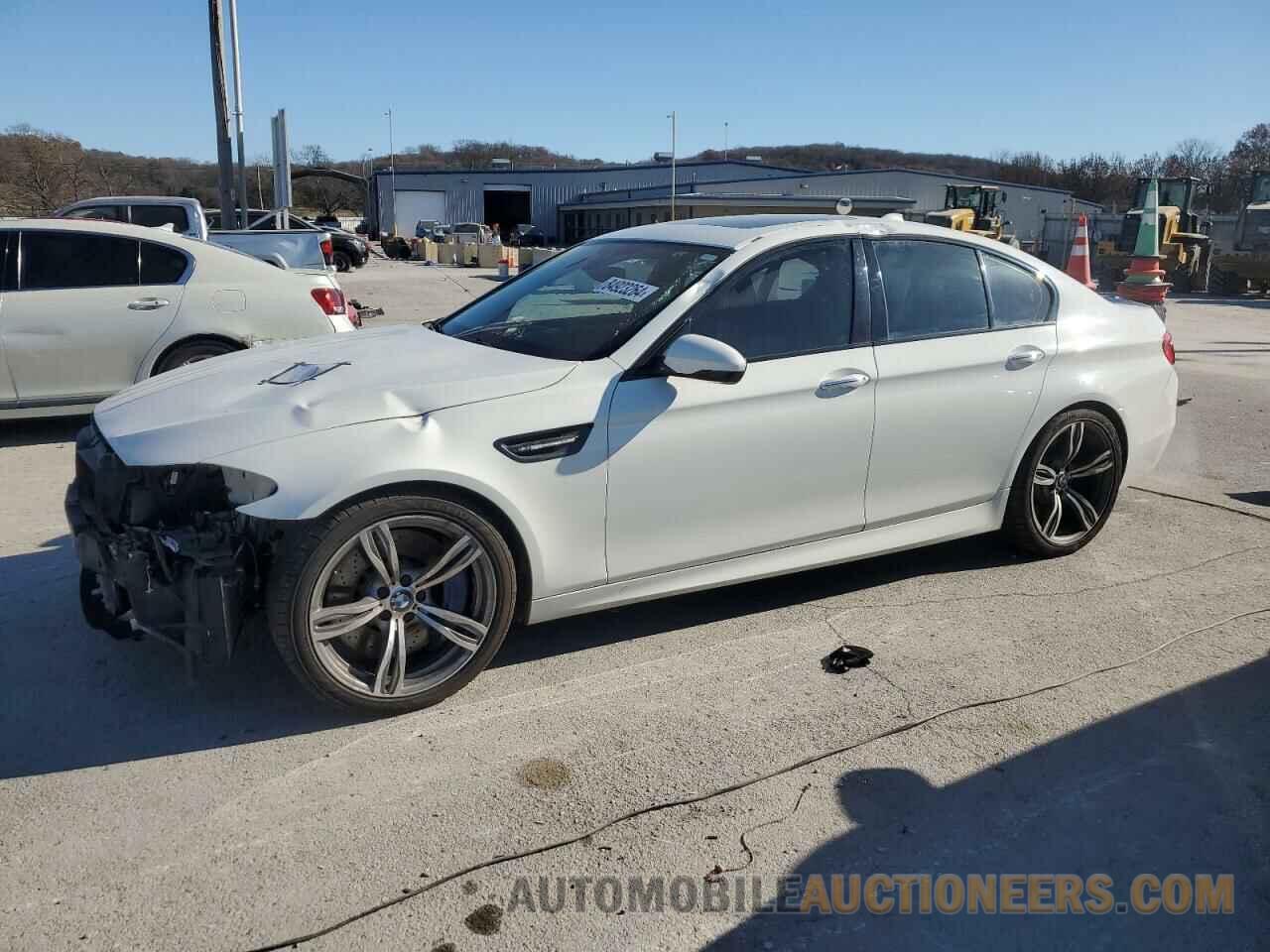 WBSFV9C59DD096273 BMW M5 2013