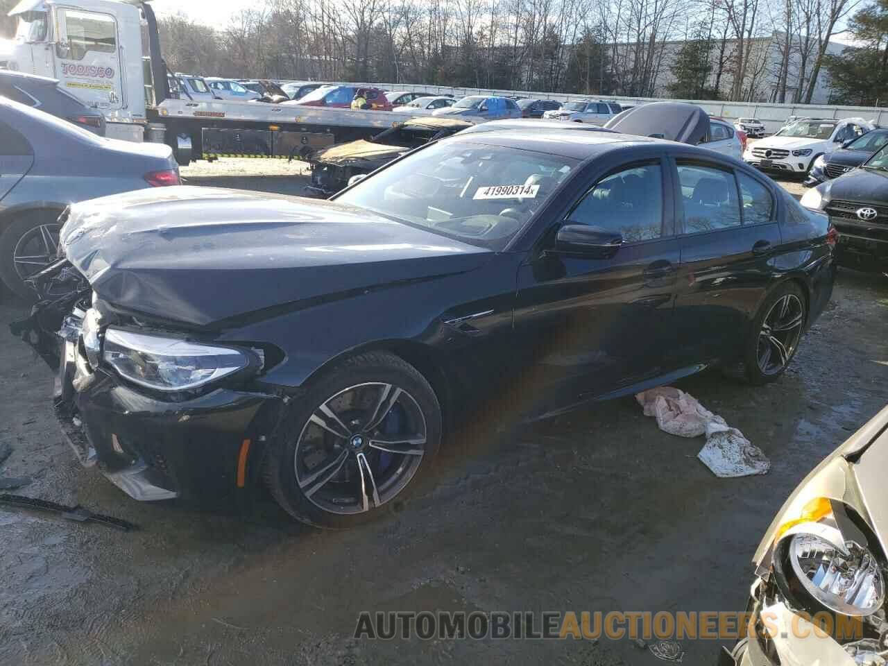 WBSJF0C58KB284939 BMW M5 2019