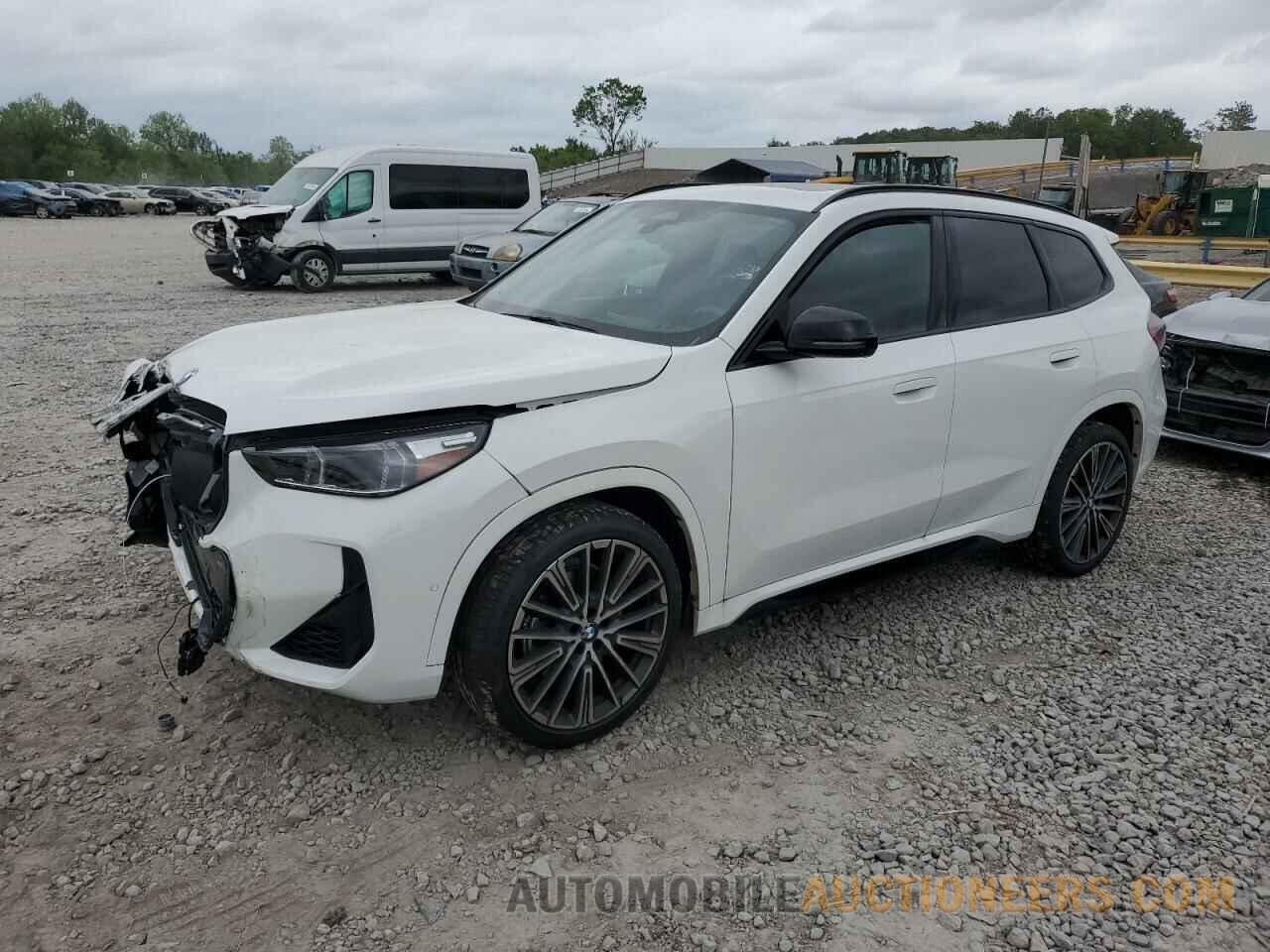 WBX73EF02P5X48453 BMW X1 2023