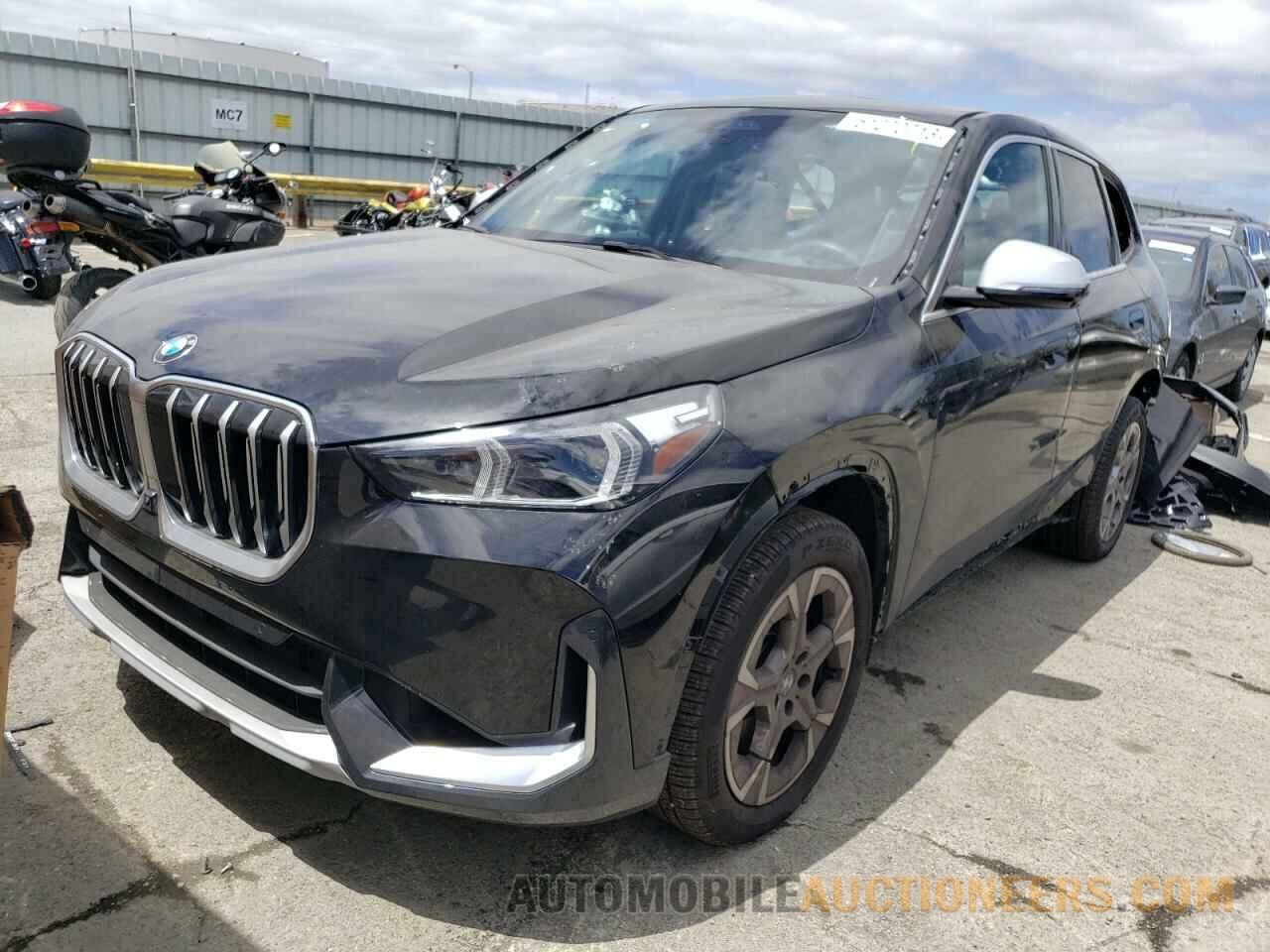 WBX73EF08P5V98882 BMW X1 2023