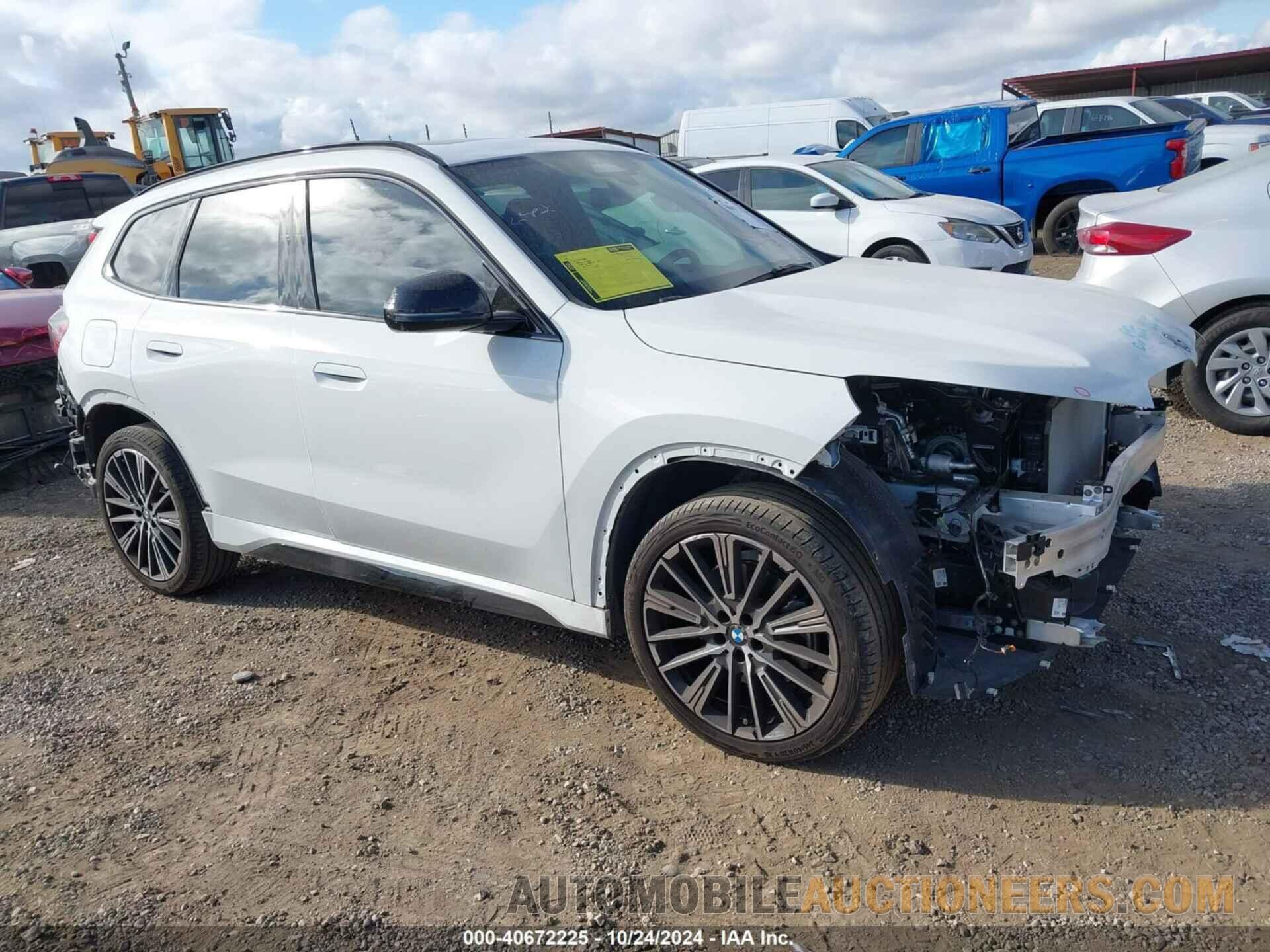 WBX73EF08P5X32435 BMW X1 2023