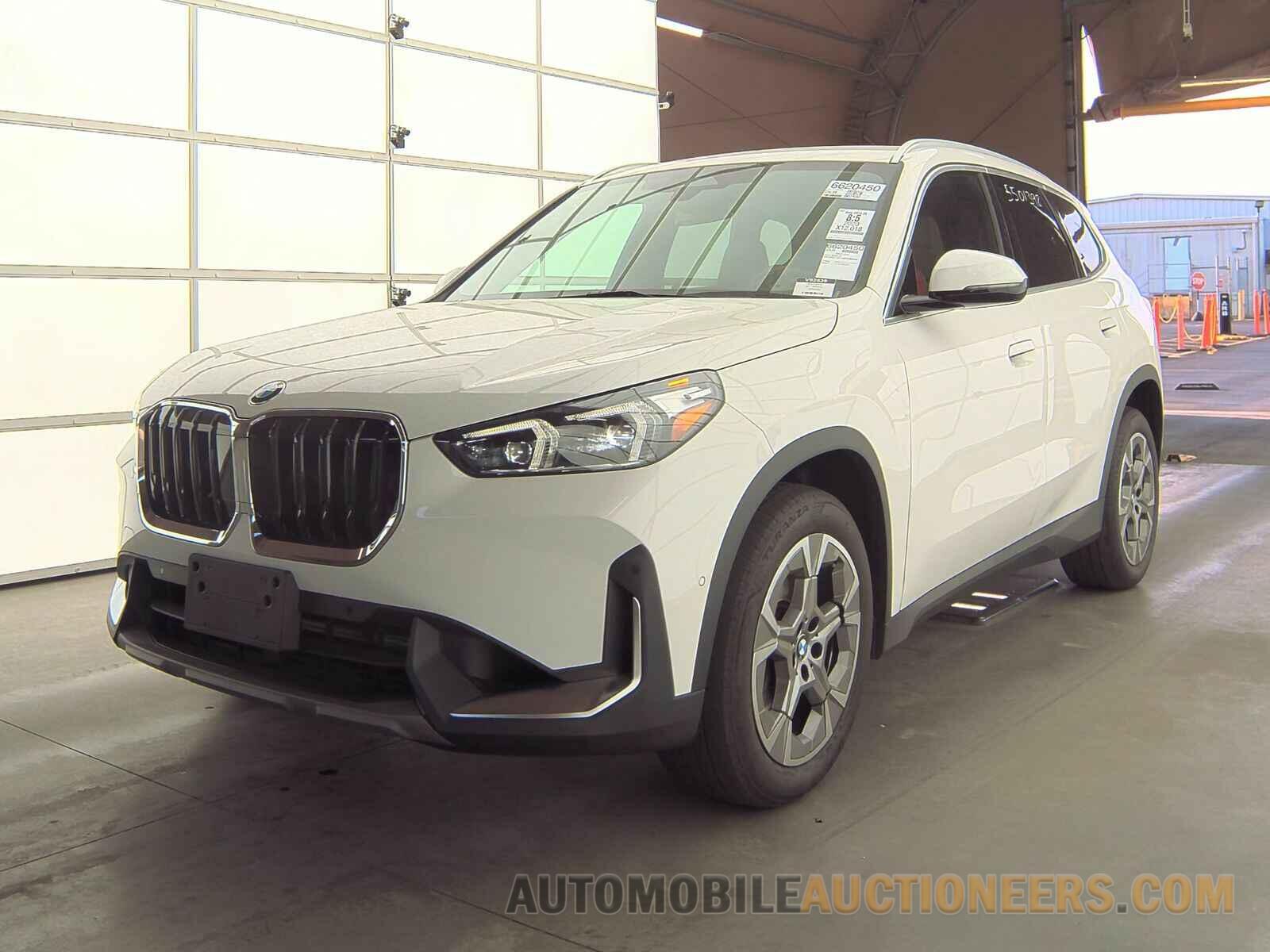 WBX73EF09P5V92539 BMW X1 2023