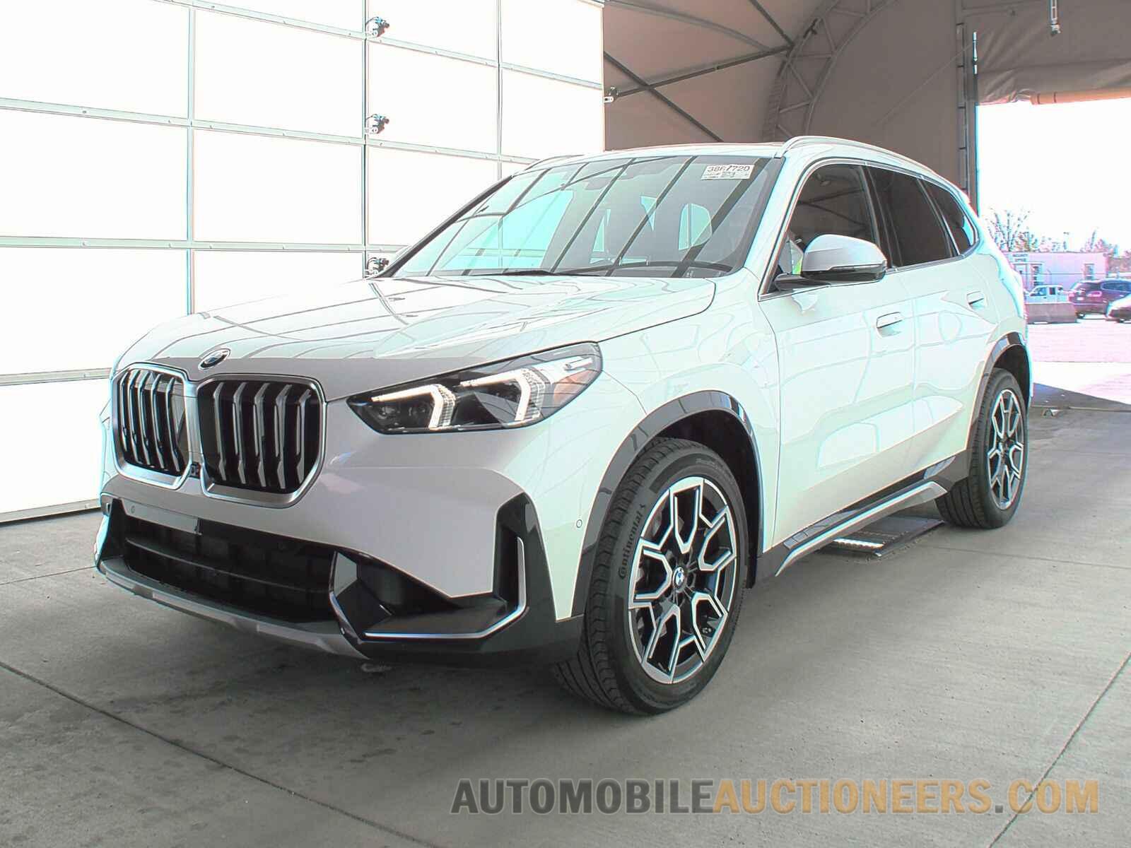 WBX73EF09P5W53744 BMW X1 2023