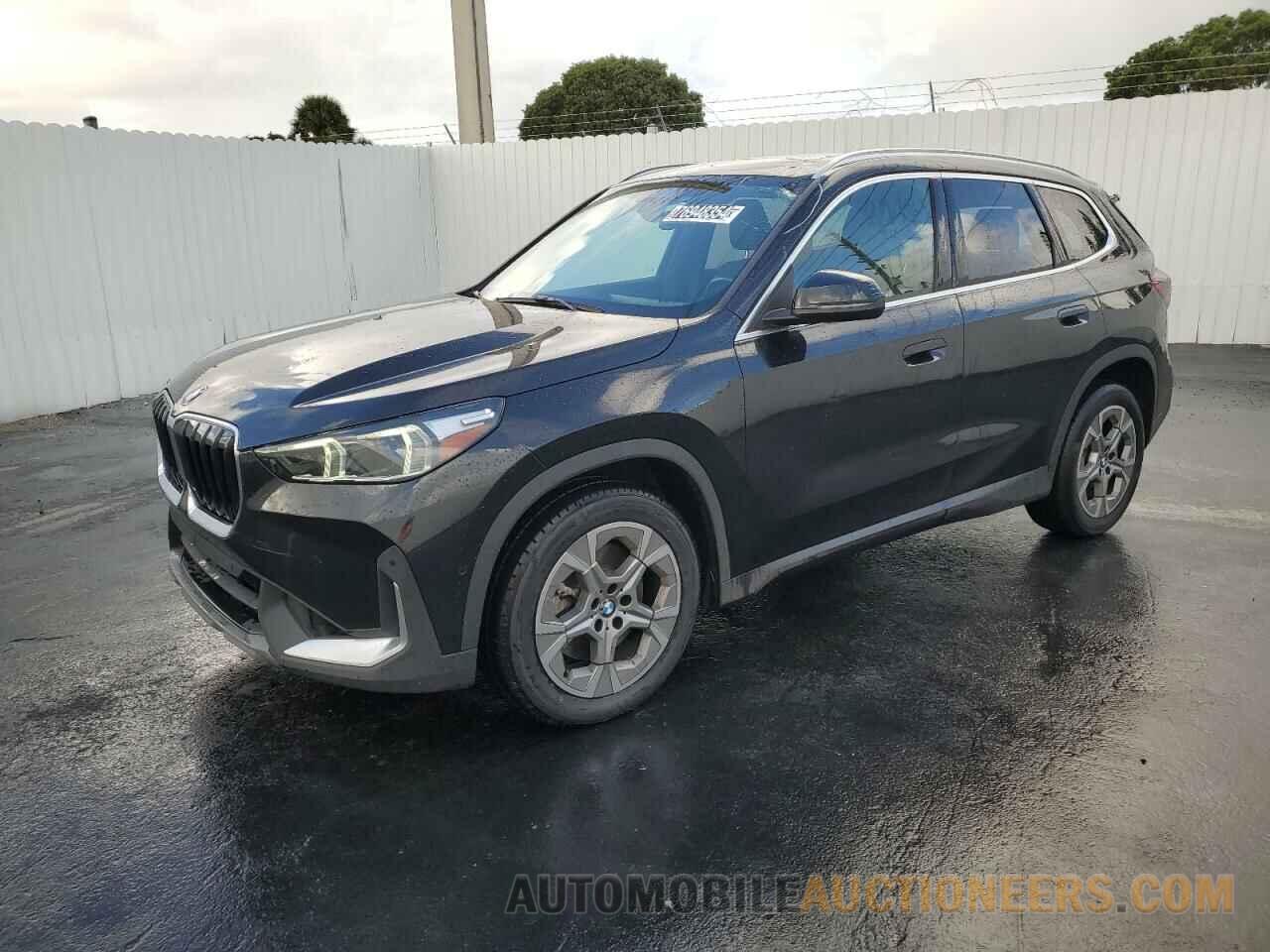 WBX73EF09P5X88562 BMW X1 2023