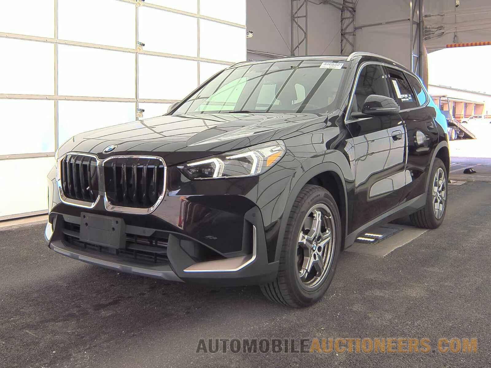 WBX73EF0XP5X04393 BMW X1 2023