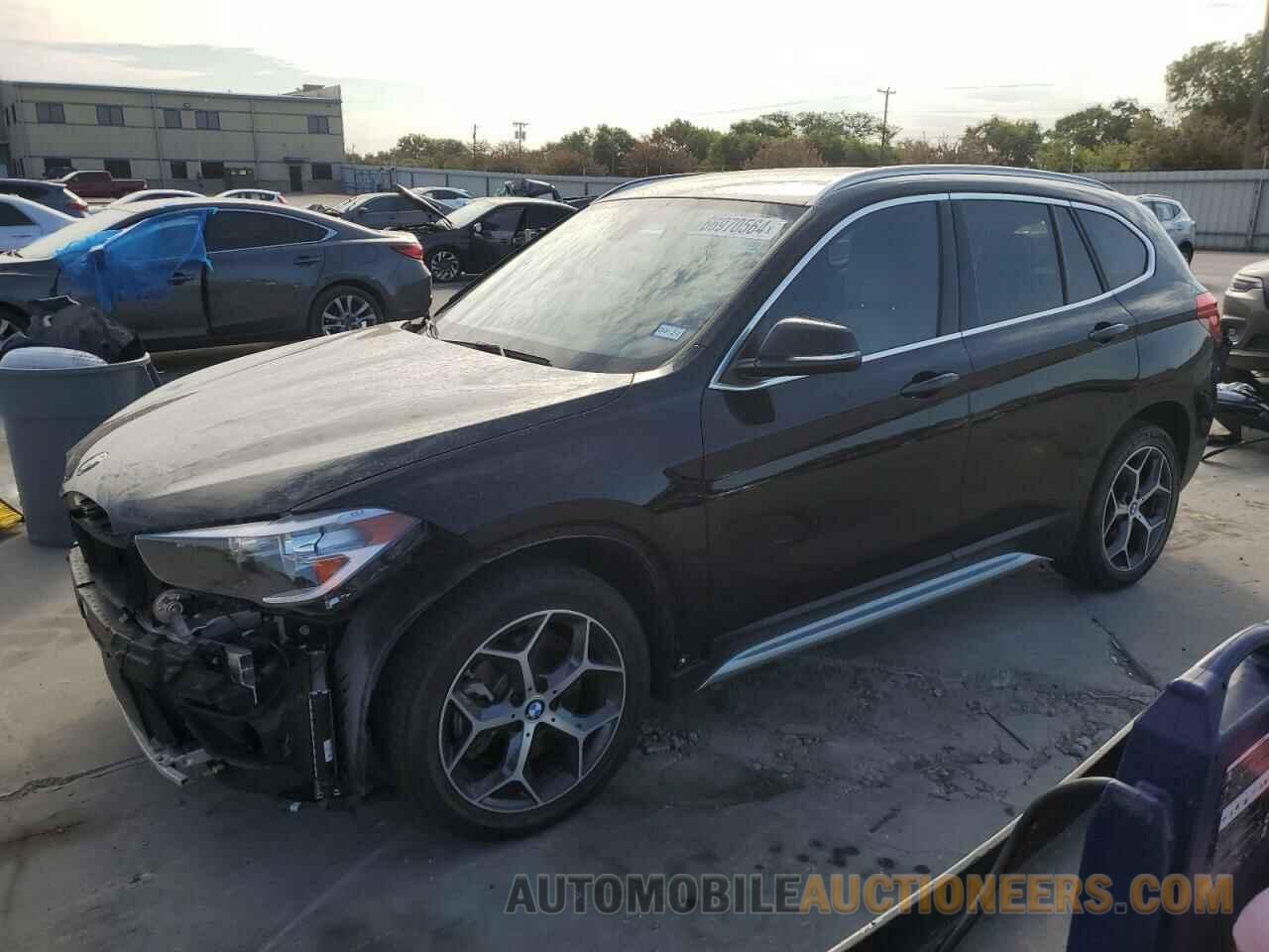 WBXHT3C30J5L35106 BMW X1 2018