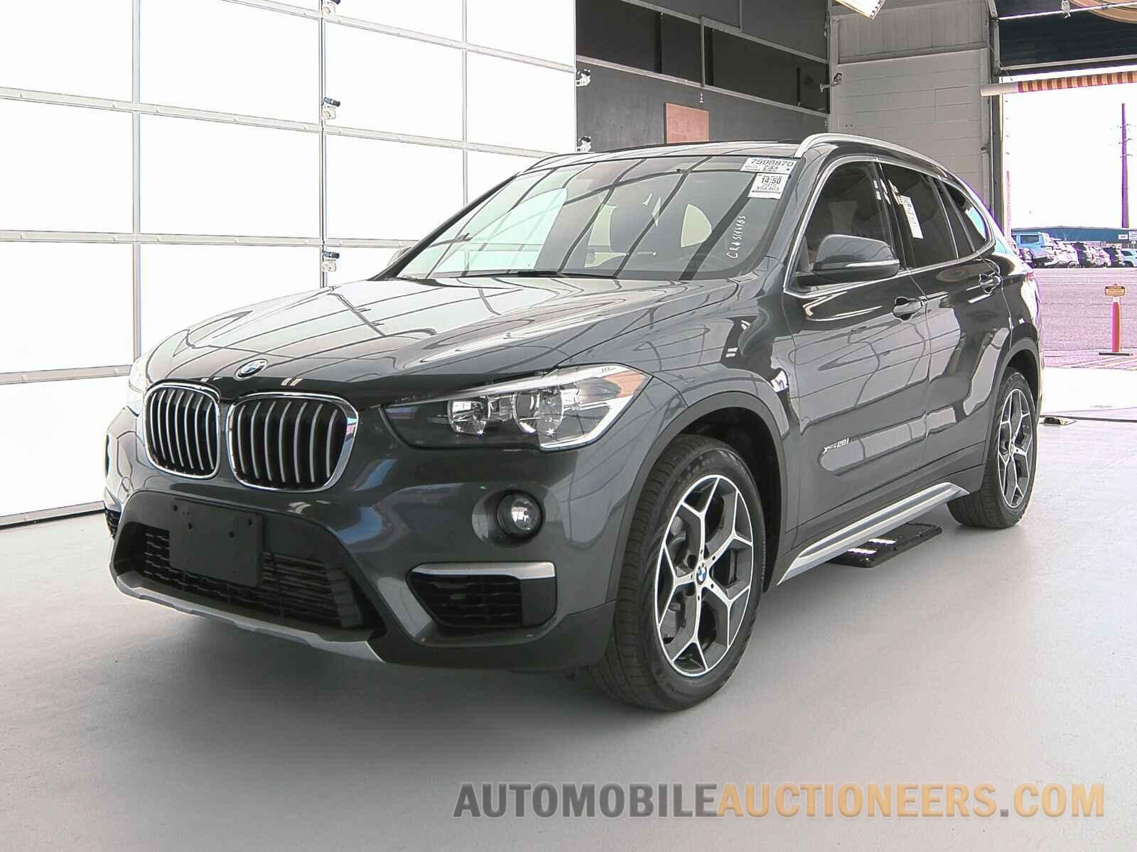 WBXHT3C33J5F90366 BMW X1 2018