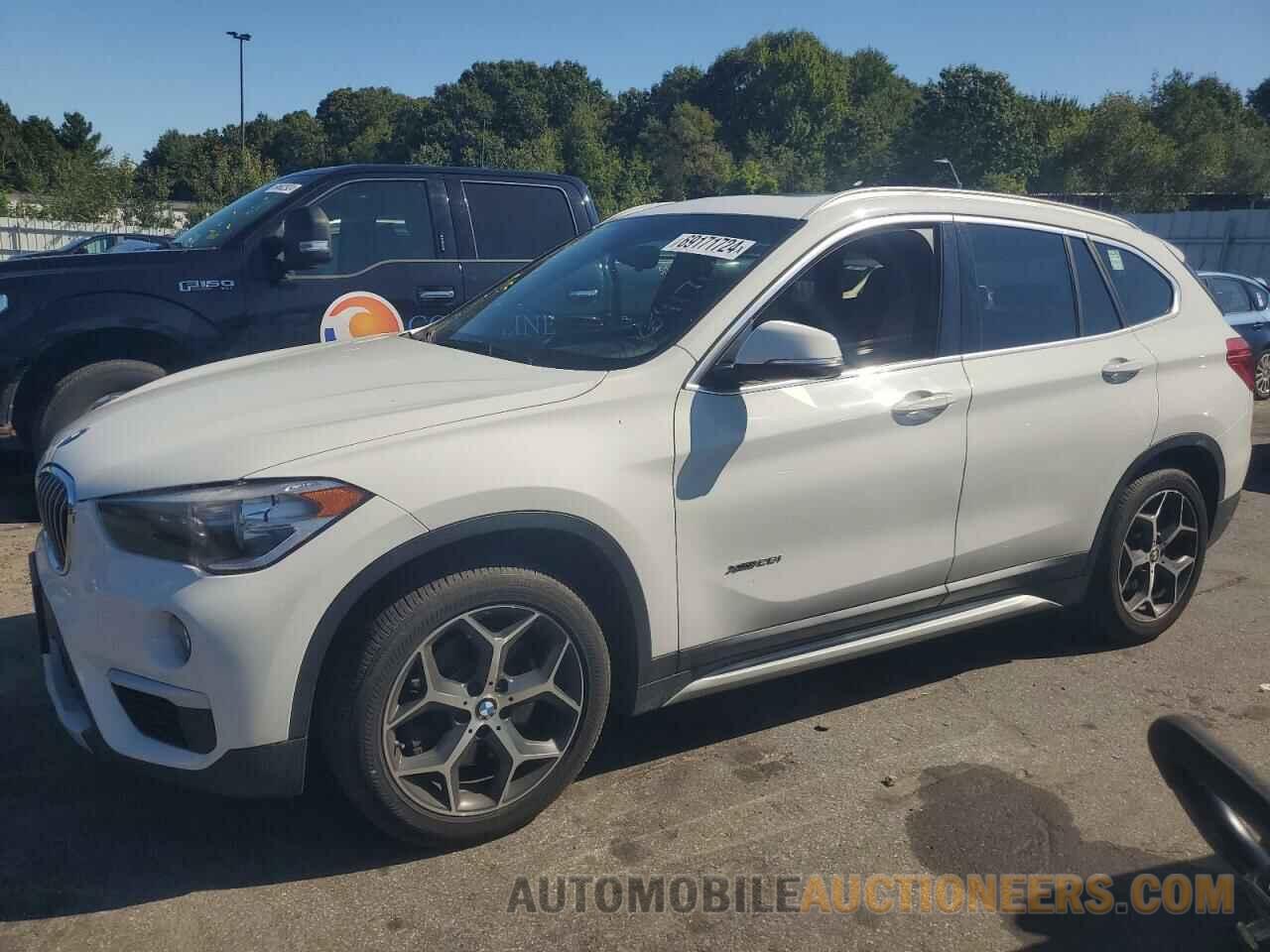 WBXHT3C33J5K21939 BMW X1 2018