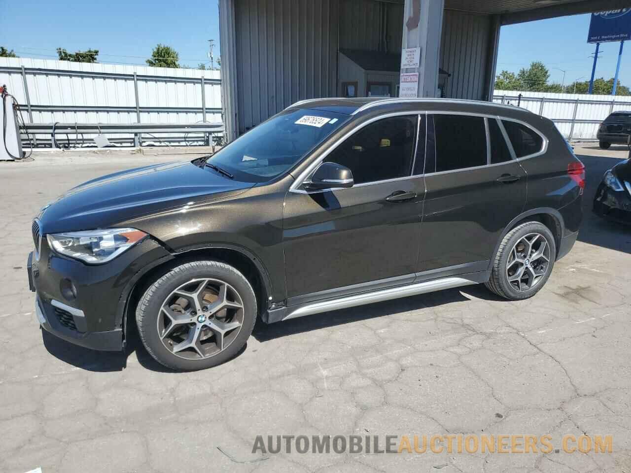 WBXHT3C34J5L32015 BMW X1 2018