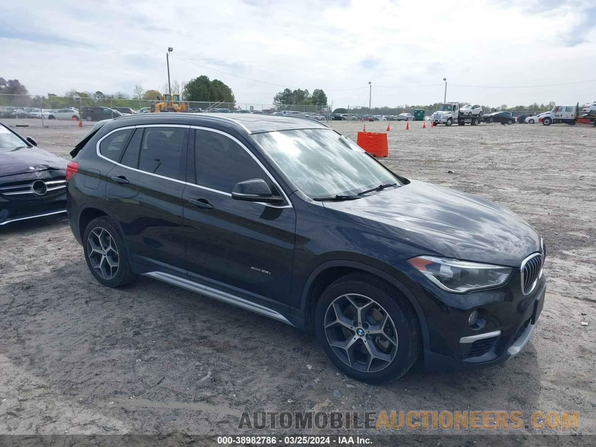 WBXHT3C35H5F82005 BMW X1 2017