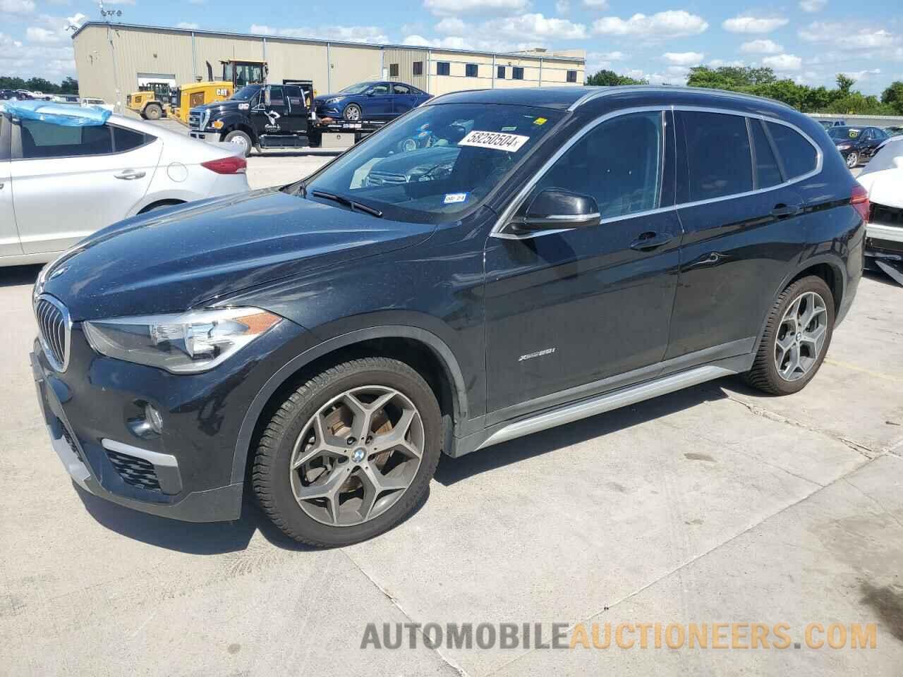 WBXHT3C36J5K21000 BMW X1 2018