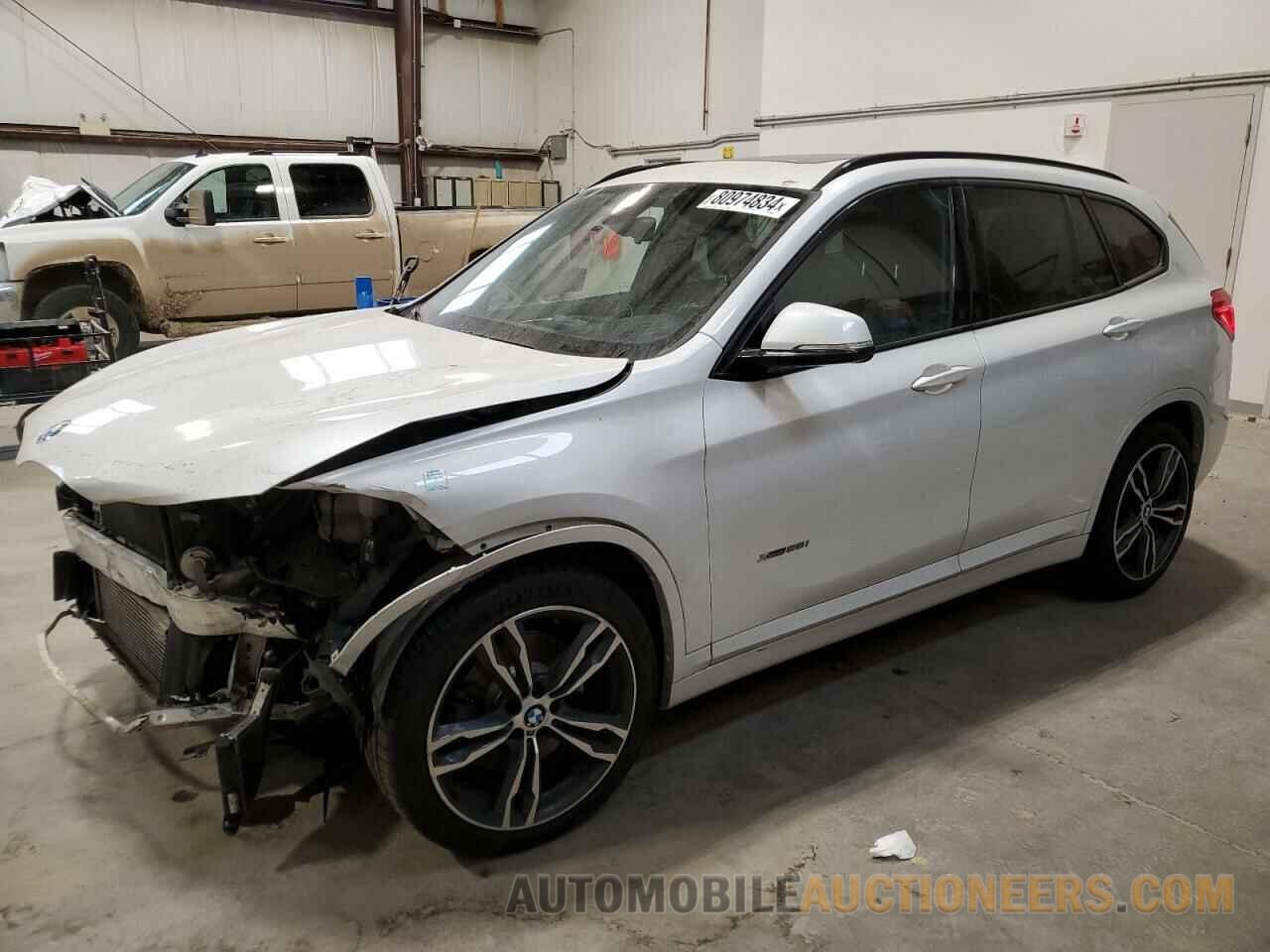 WBXHT3C3XJ5F89005 BMW X1 2018