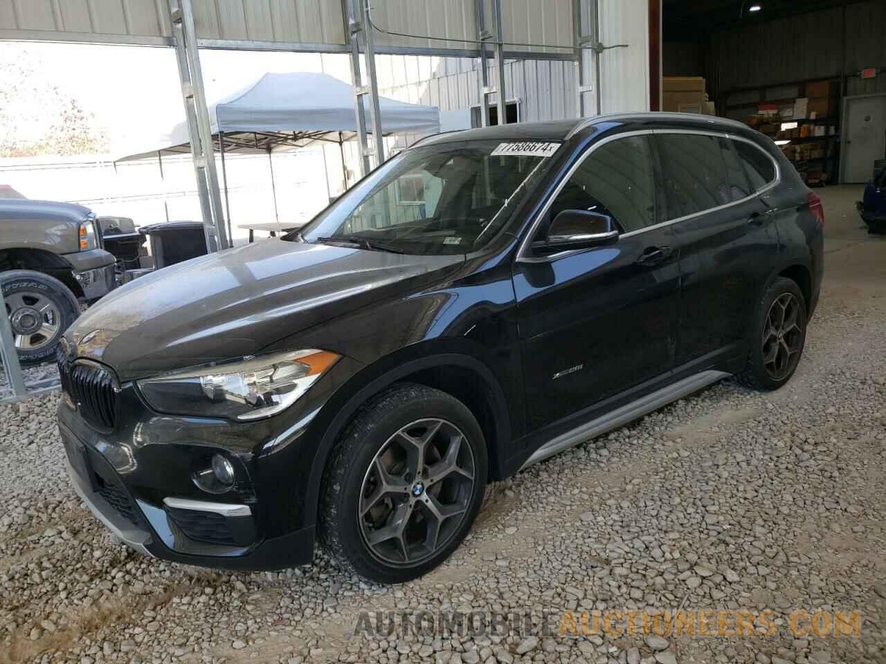 WBXHT3C3XJ5K28175 BMW X1 2018