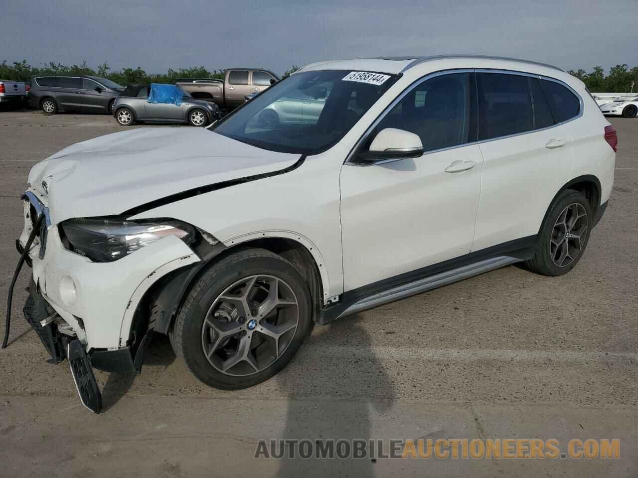 WBXHT3C57K5N32924 BMW X1 2019