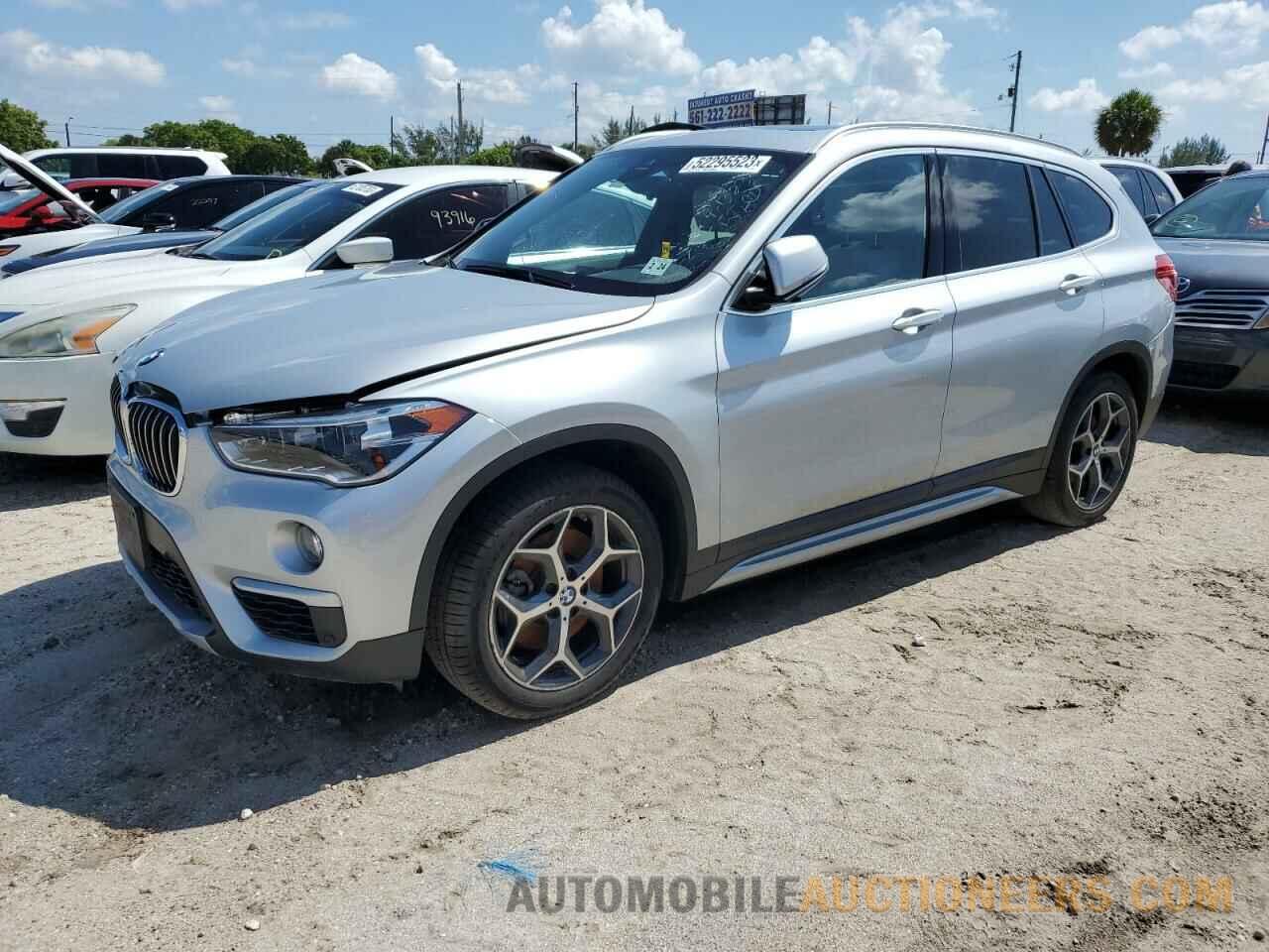 WBXHT3C59K5L35575 BMW X1 2019