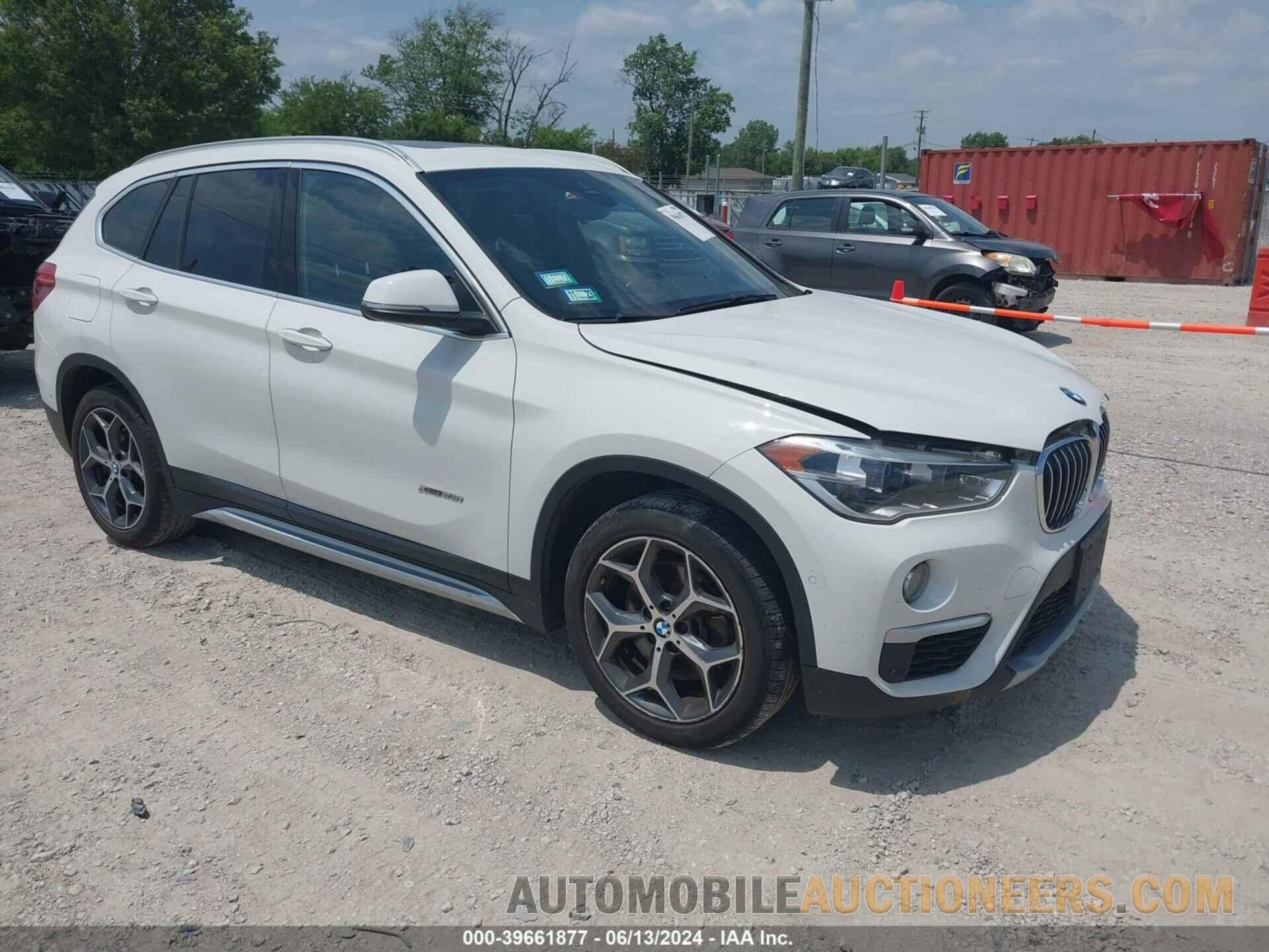 WBXHT3Z30H4A55812 BMW X1 2017