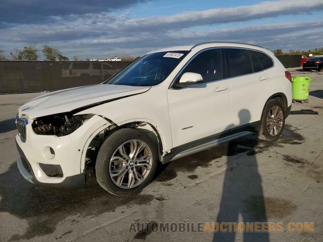 WBXHT3Z31G4A49404 BMW X1 2016