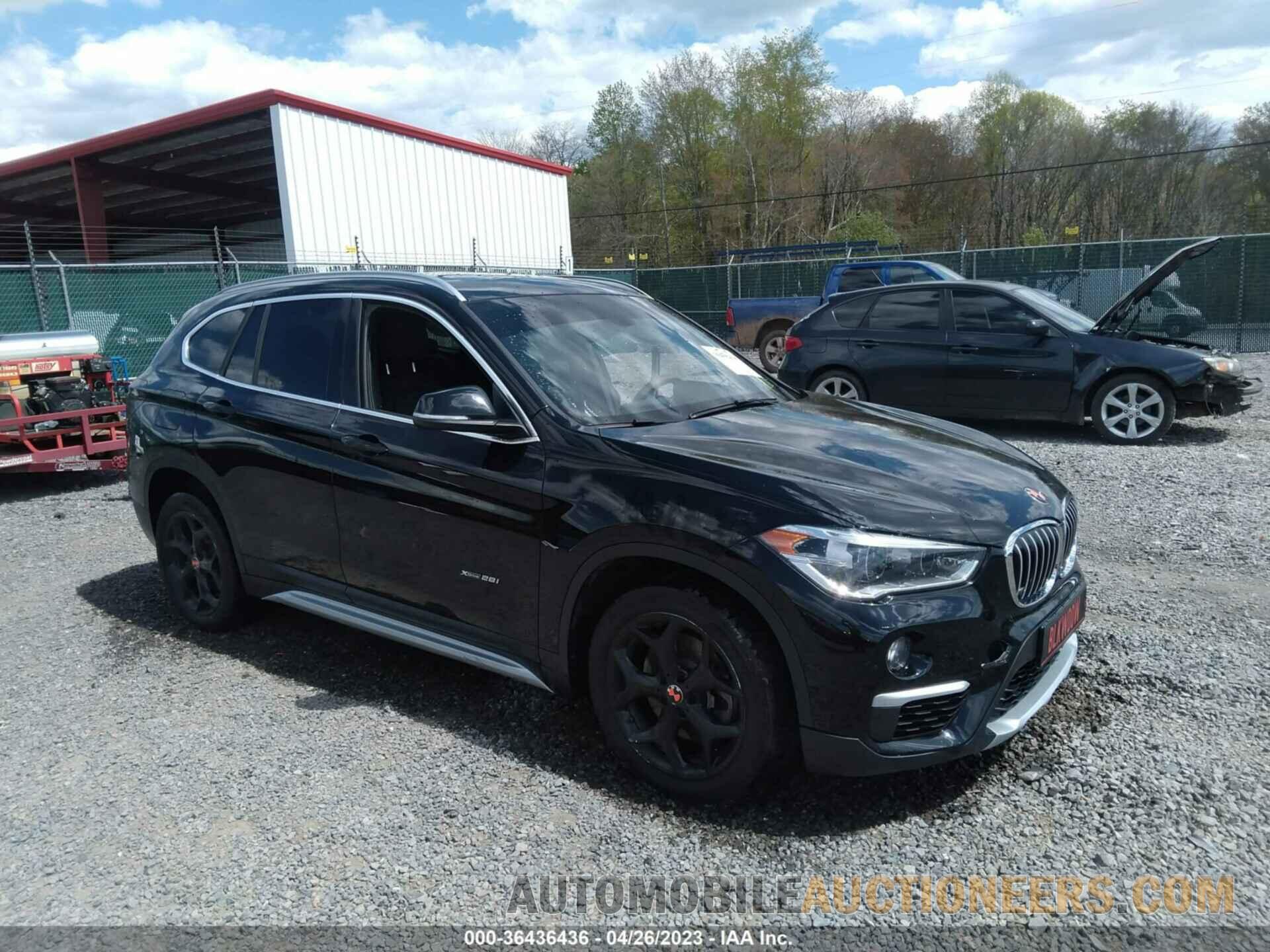 WBXHT3Z34H4A65579 BMW X1 2017