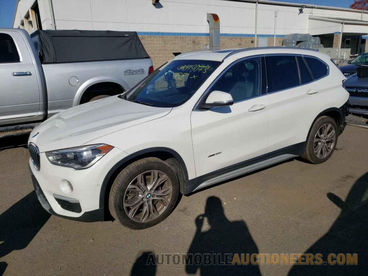 WBXHT3Z38H4A55671 BMW X1 2017