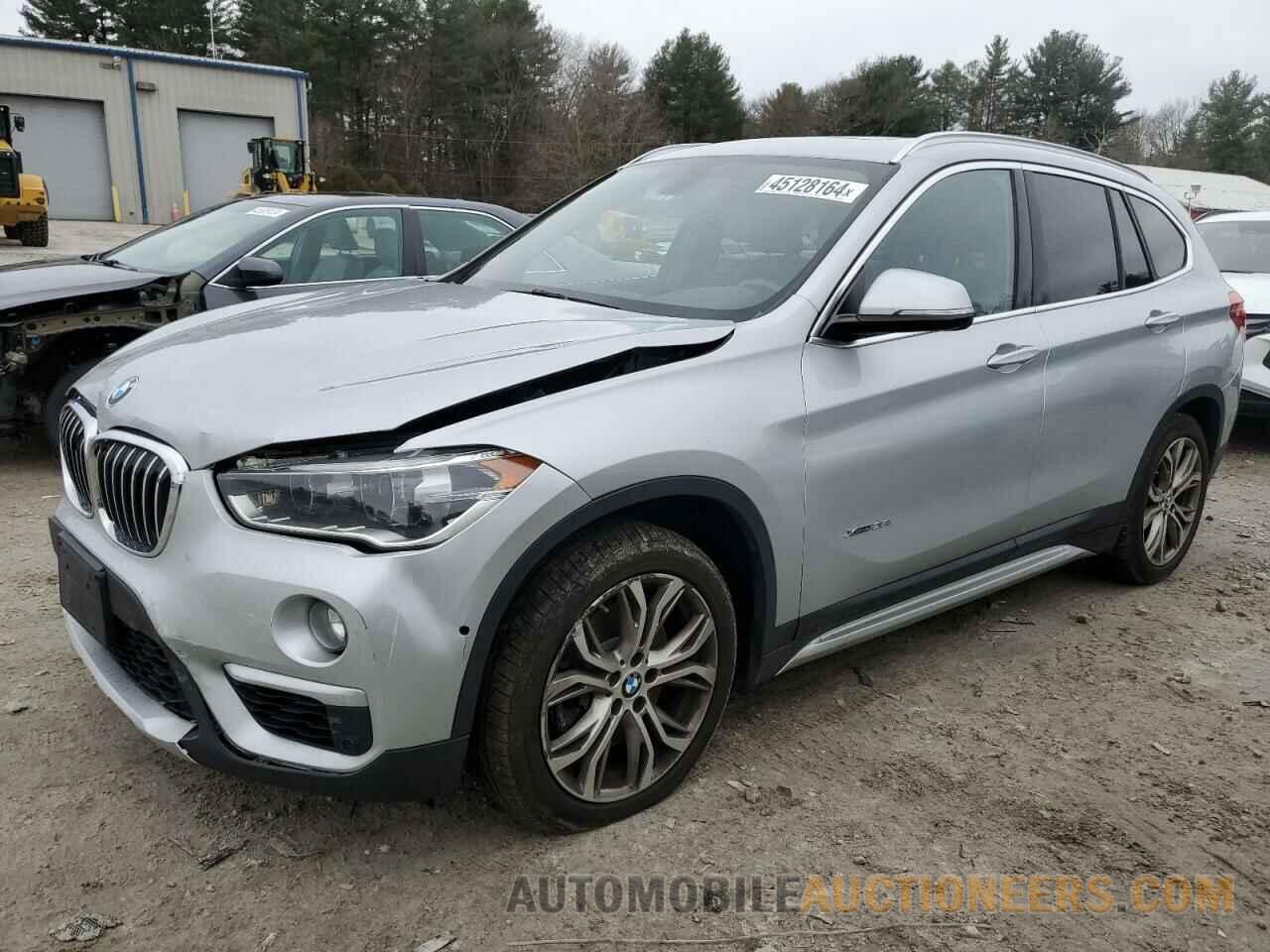 WBXHT3Z39H4A55498 BMW X1 2017