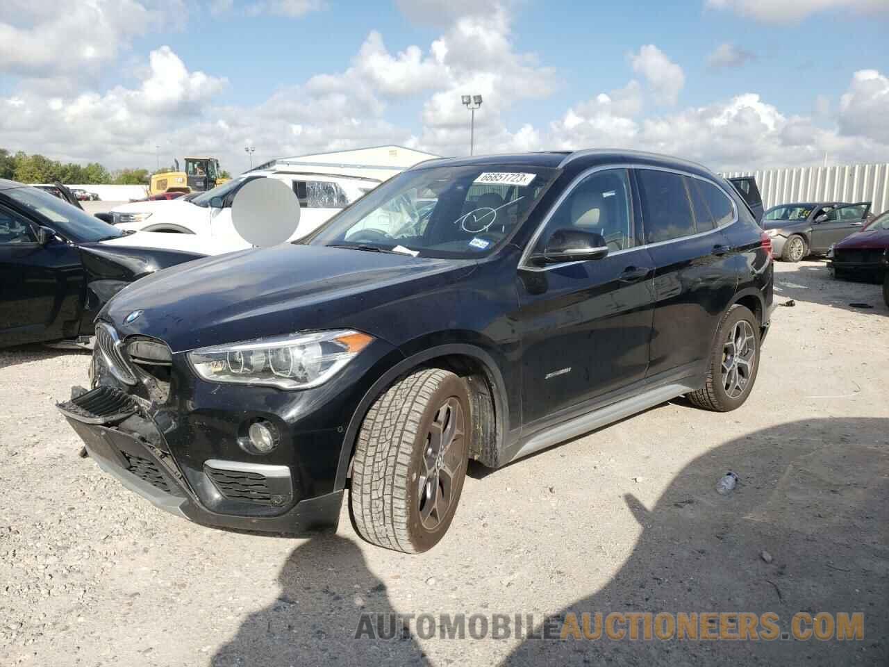 WBXHT3Z3XH4A55011 BMW X1 2017