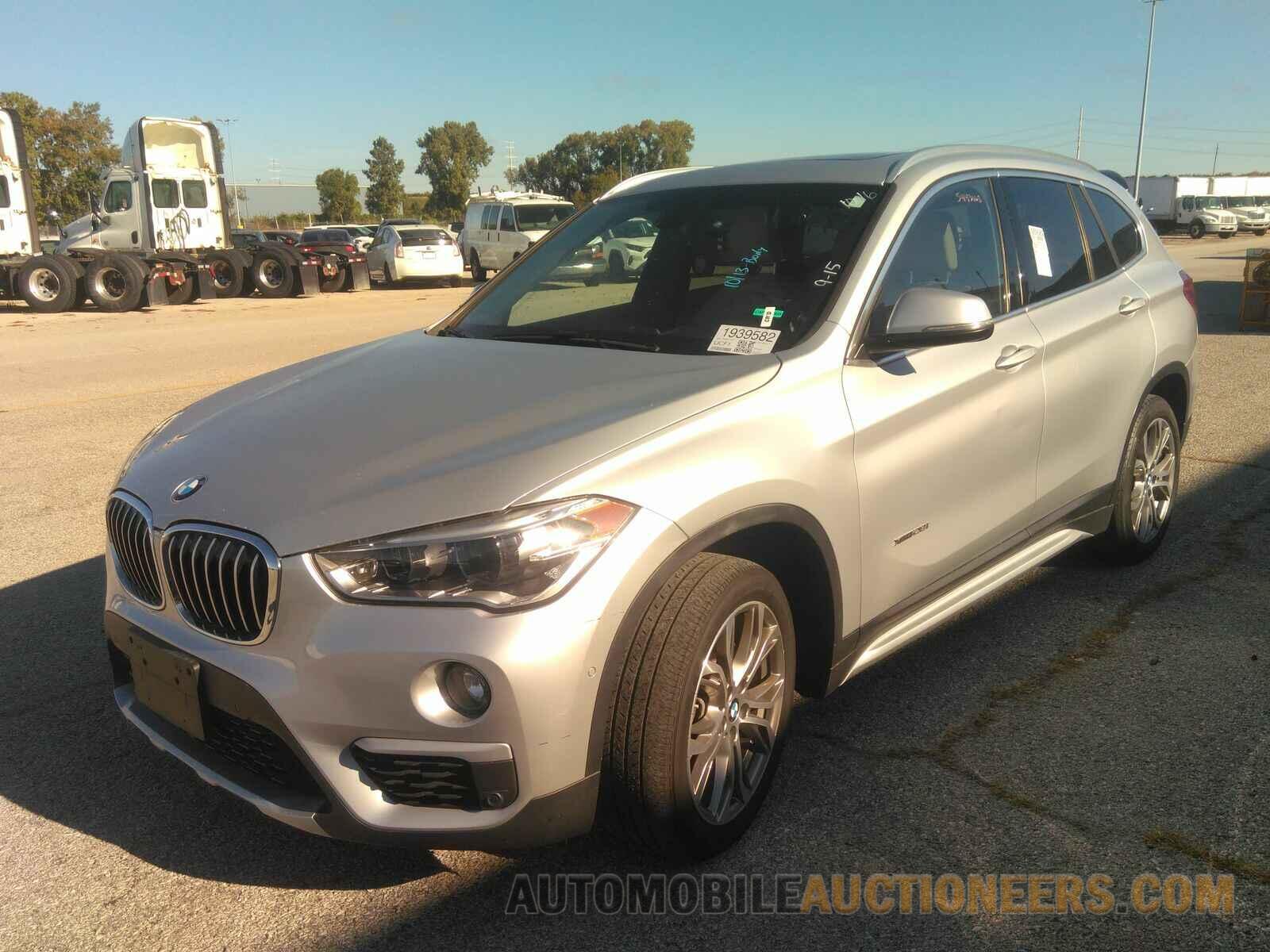 WBXHT3Z3XH4A57972 BMW X1 2017