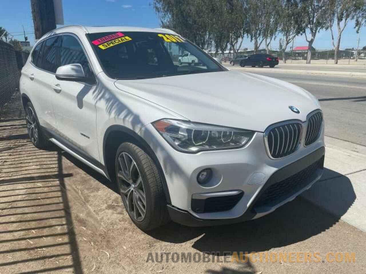 WBXHU7C33H5H35985 BMW X1 2017