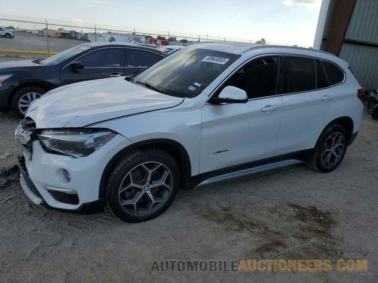 WBXHU7C33H5H36702 BMW X1 2017