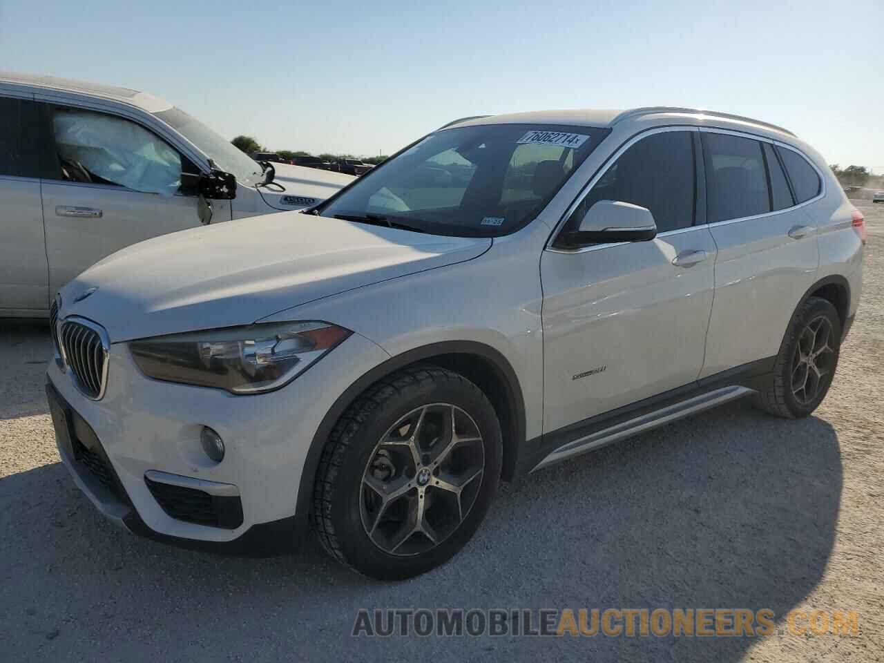 WBXHU7C33H5H36893 BMW X1 2017