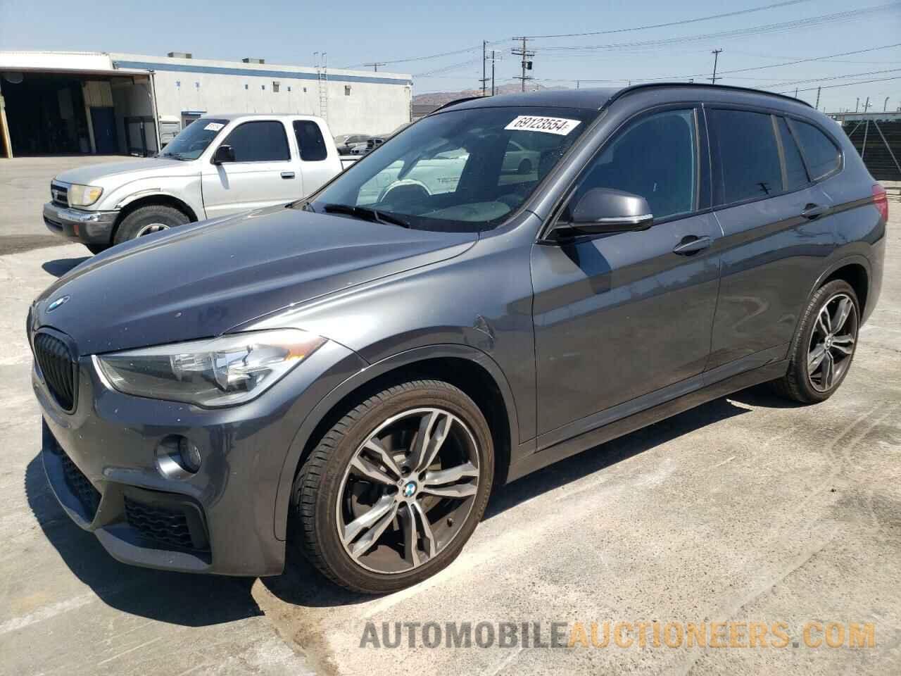 WBXHU7C34J5H40764 BMW X1 2018