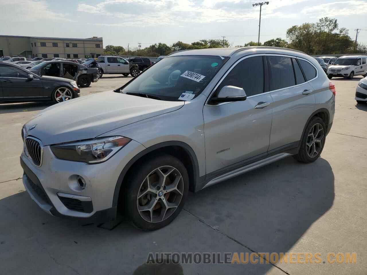 WBXHU7C34J5H41901 BMW X1 2018