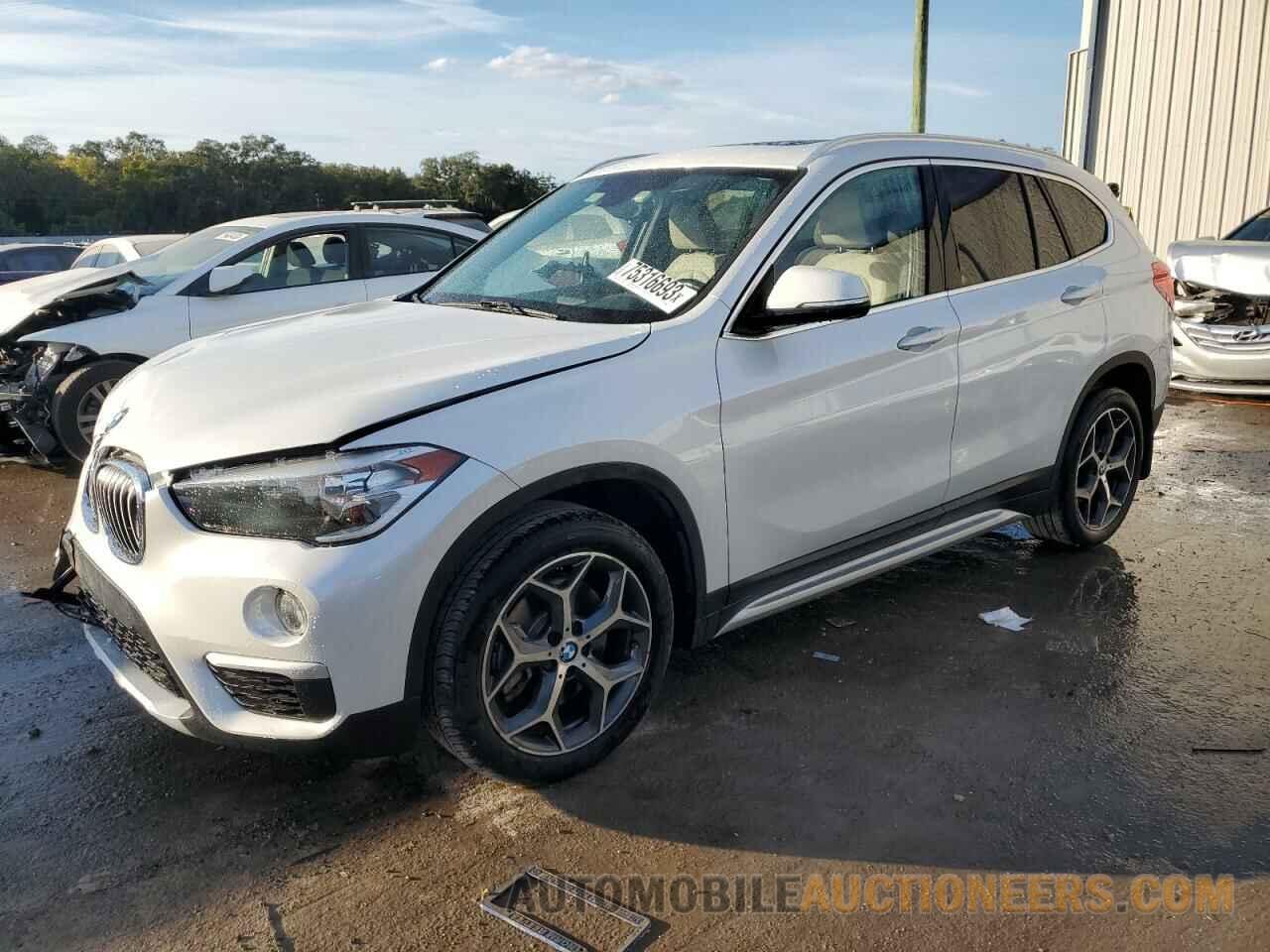 WBXHU7C35J3F04555 BMW X1 2018