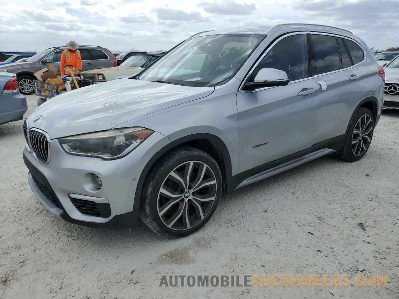 WBXHU7C36H5H36029 BMW X1 2017