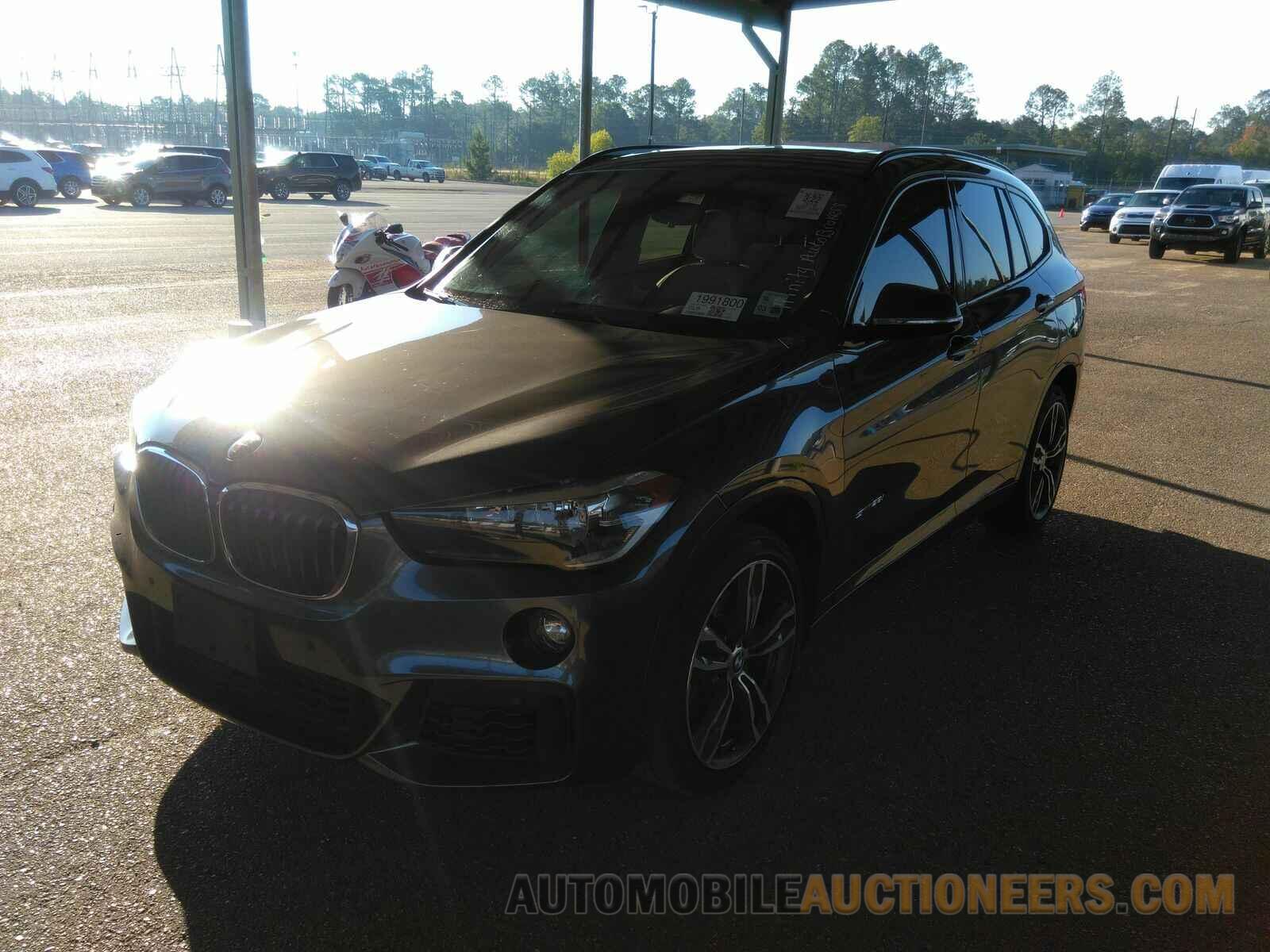 WBXHU7C36J5H43584 BMW X1 2018