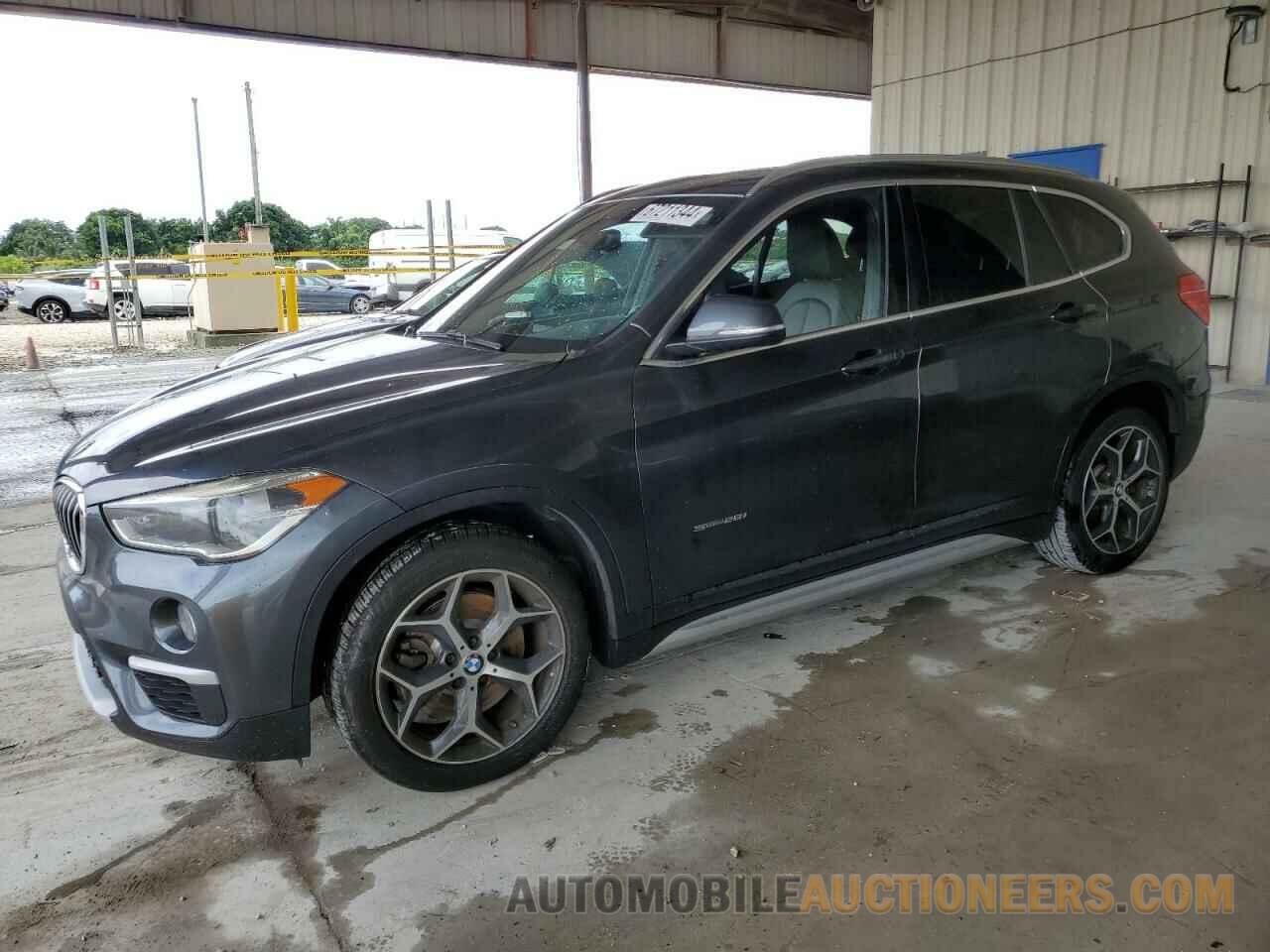 WBXHU7C37H5H32555 BMW X1 2017