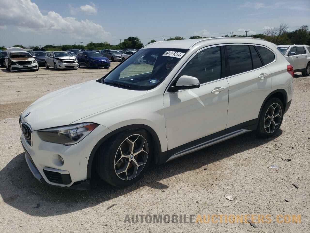 WBXHU7C38J5L06196 BMW X1 2018