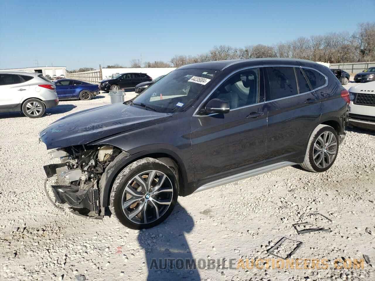 WBXHU7C39H5H36963 BMW X1 2017