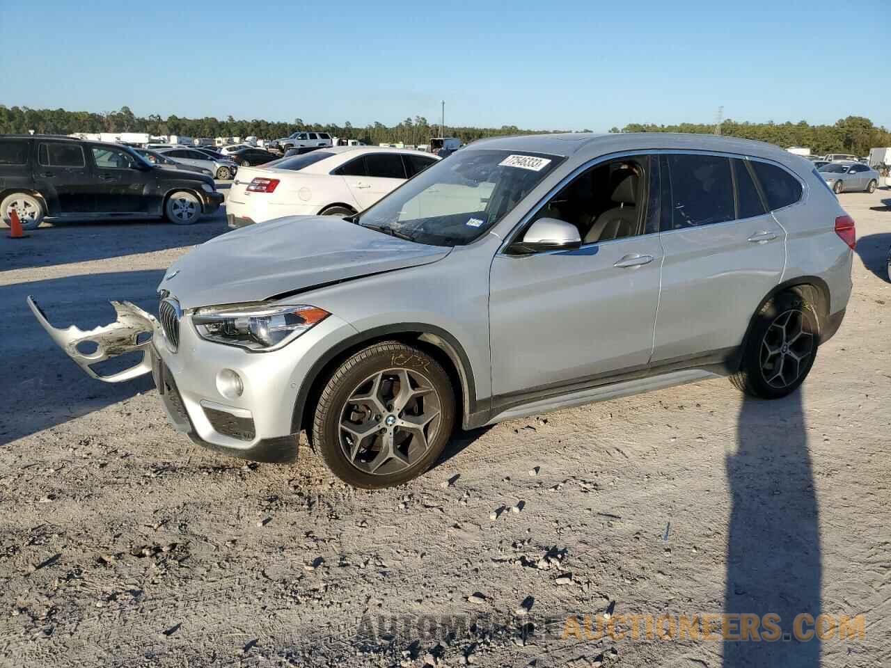 WBXHU7C52K5L10375 BMW X1 2019