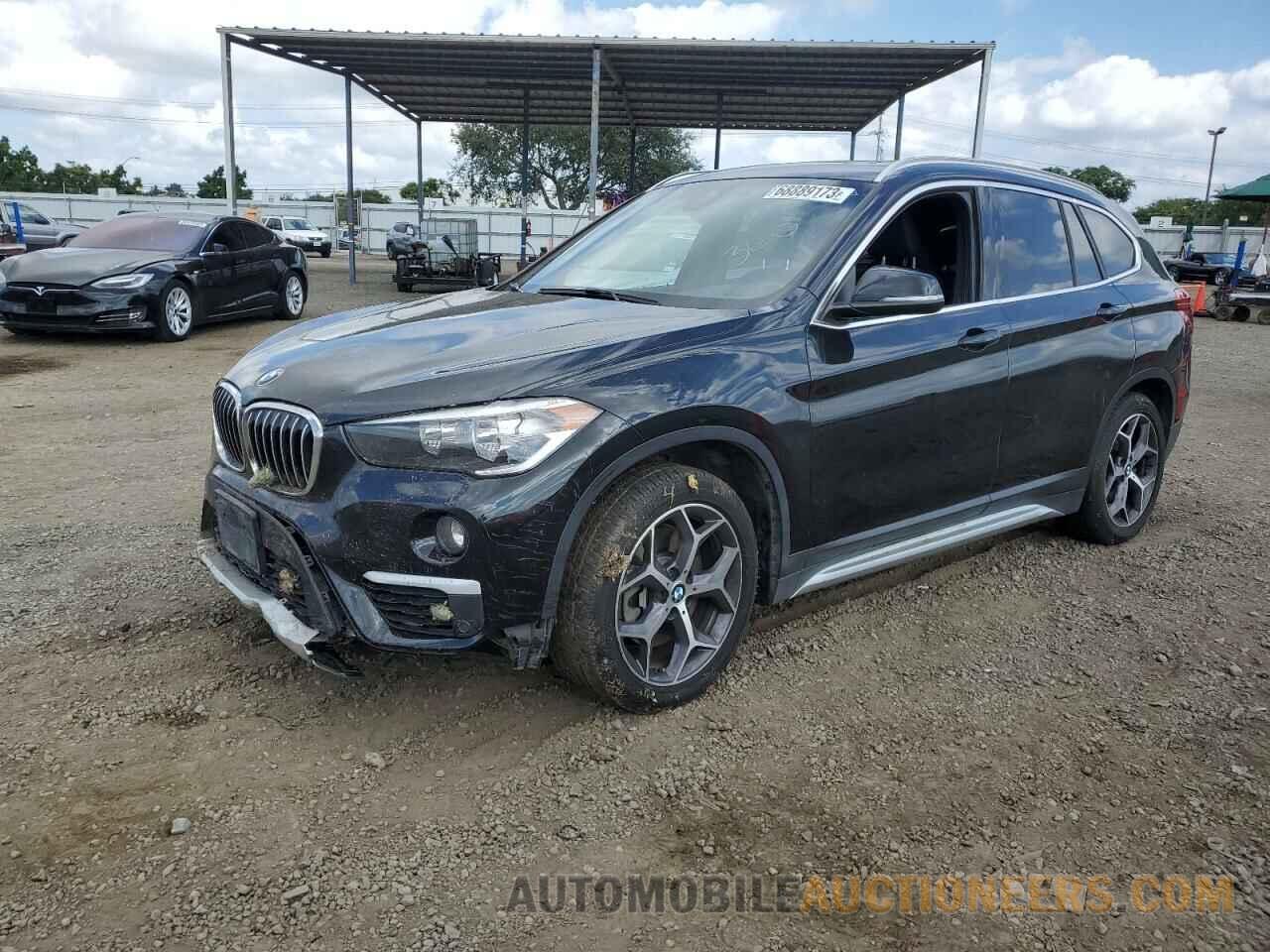 WBXHU7C56K5L10198 BMW X1 2019