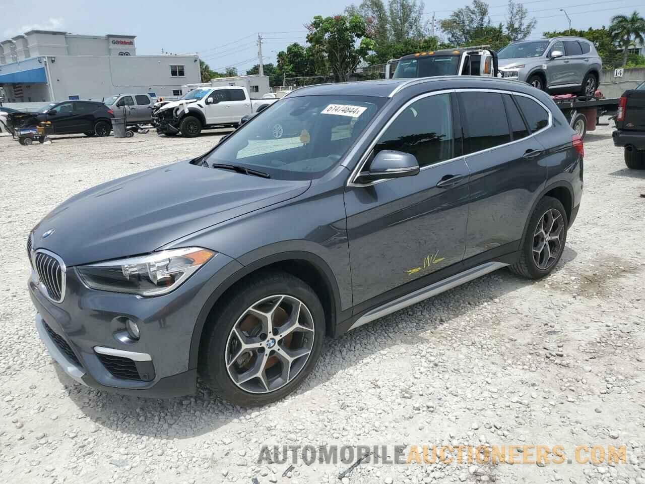 WBXHU7C56K5L11867 BMW X1 2019