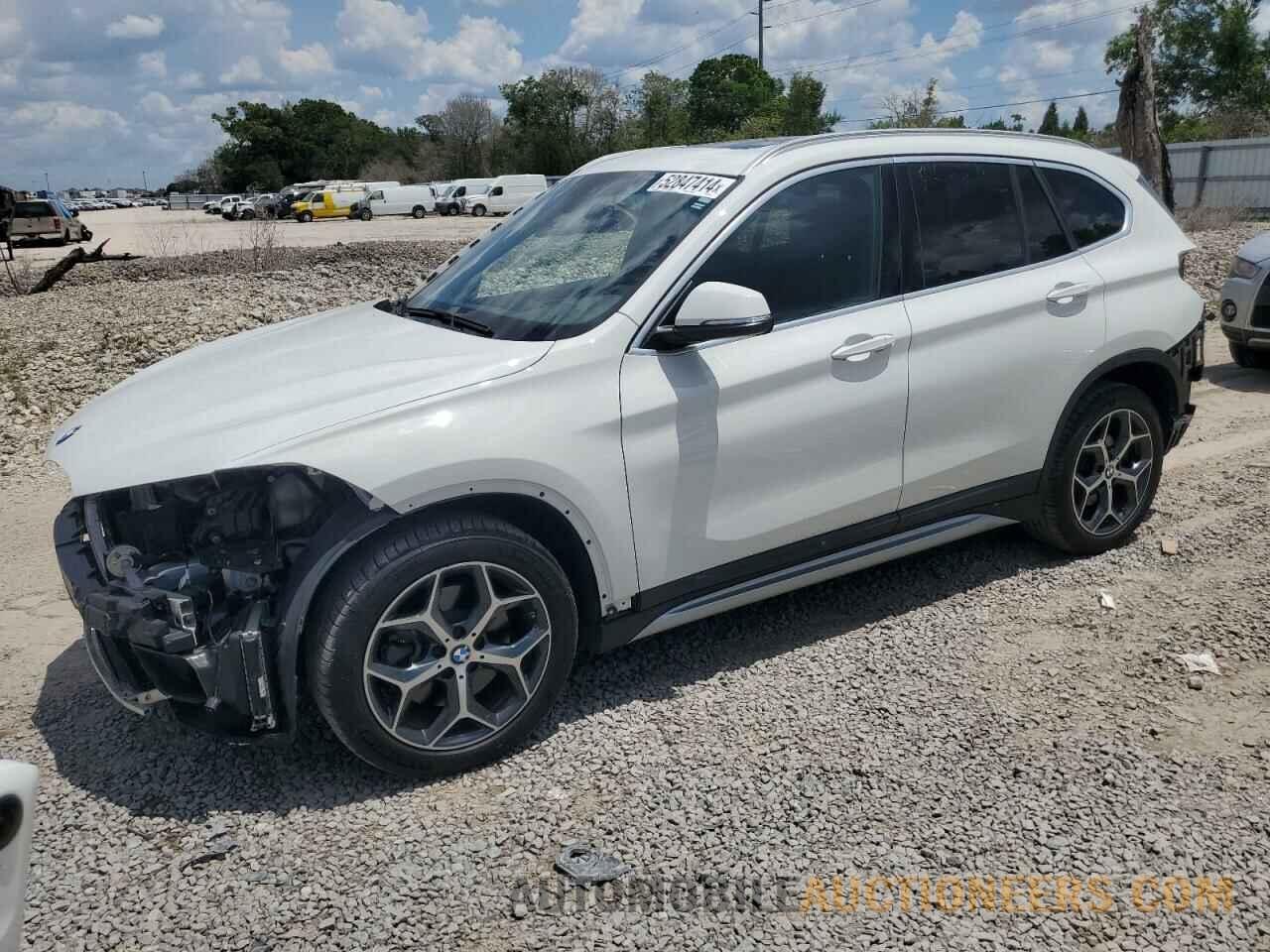 WBXHU7C56K5N47113 BMW X1 2019