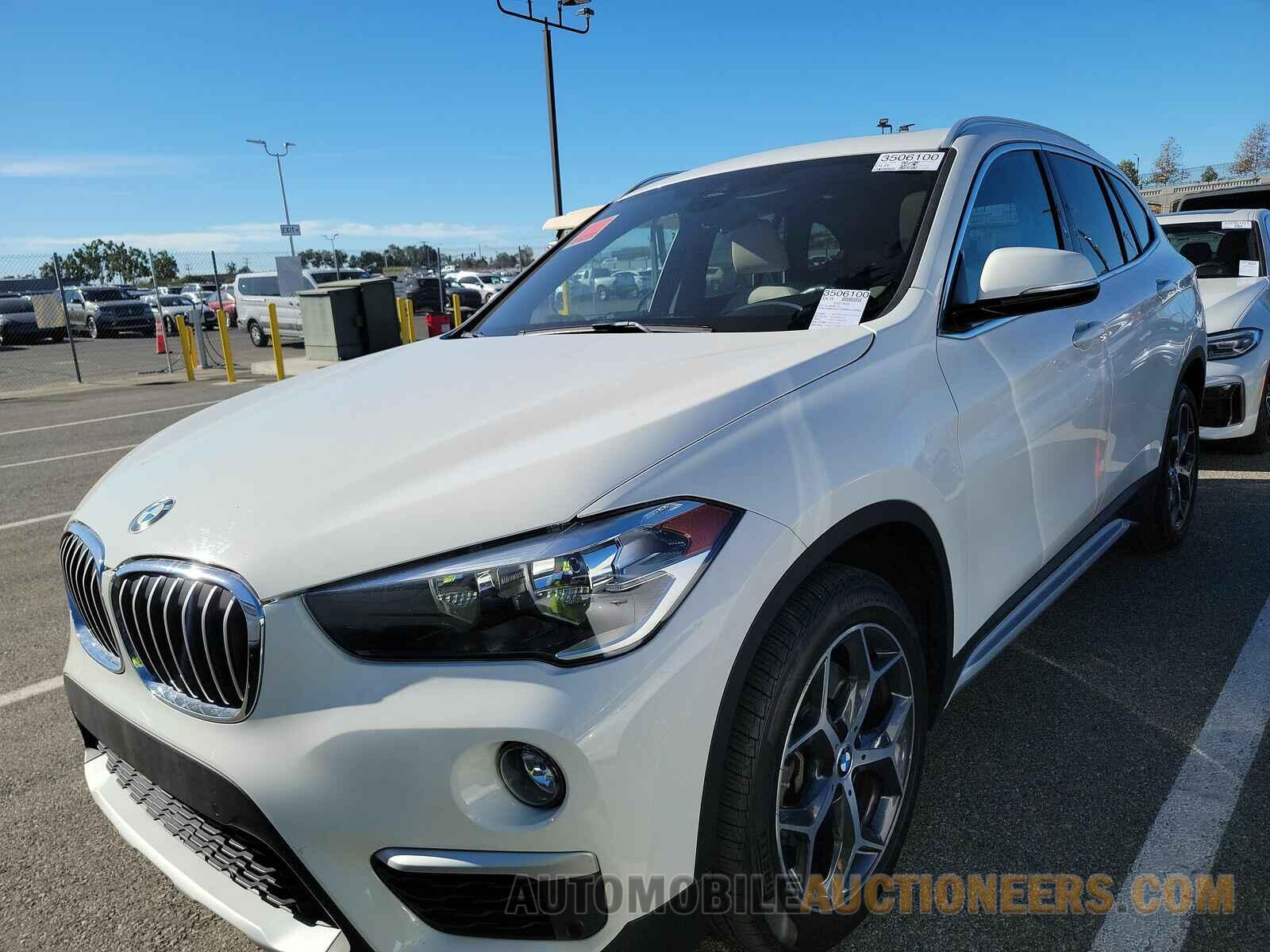 WBXHU7C59K5L10065 BMW X1 2019