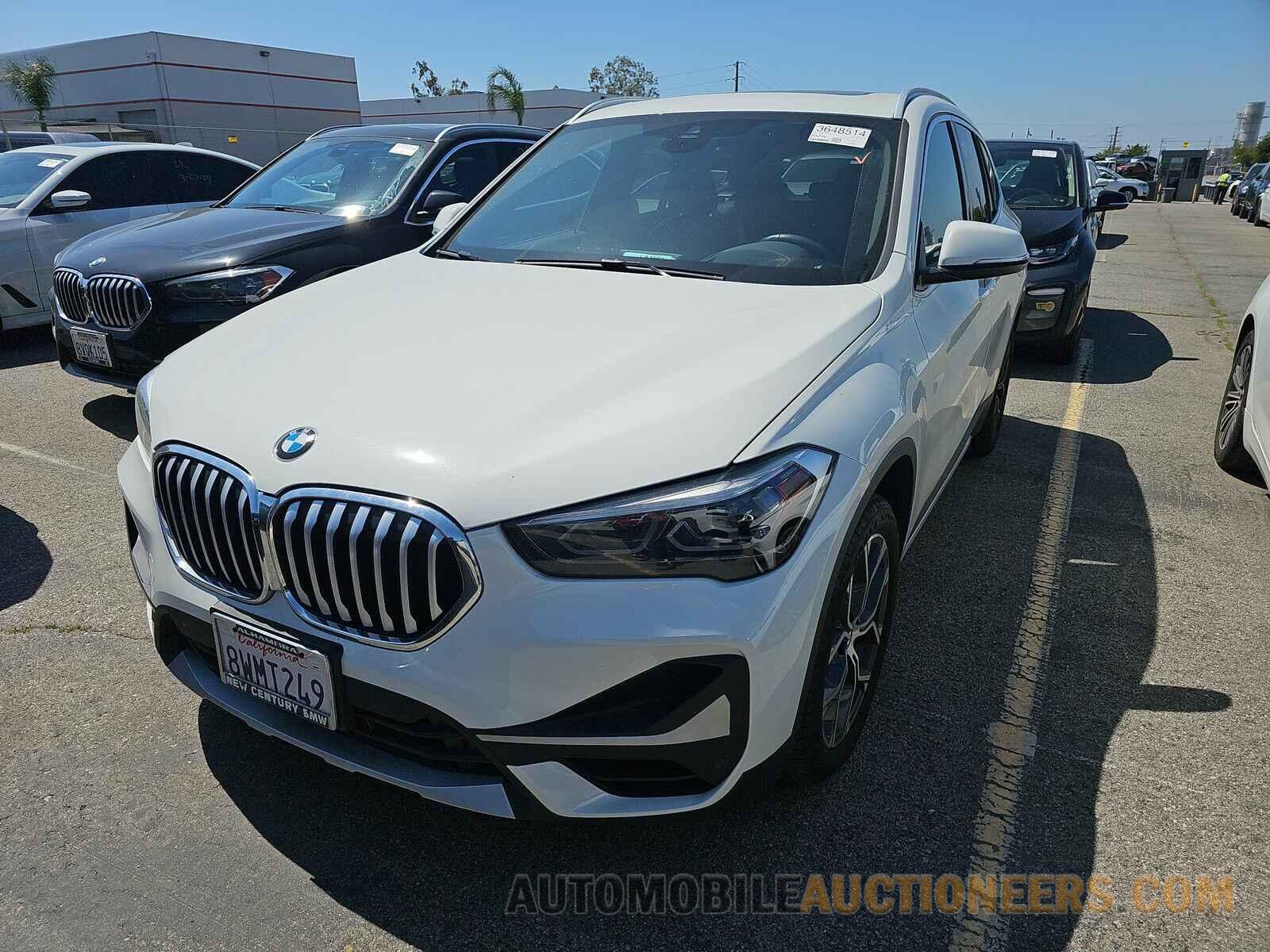 WBXJG7C00M5S73343 BMW X1 2021