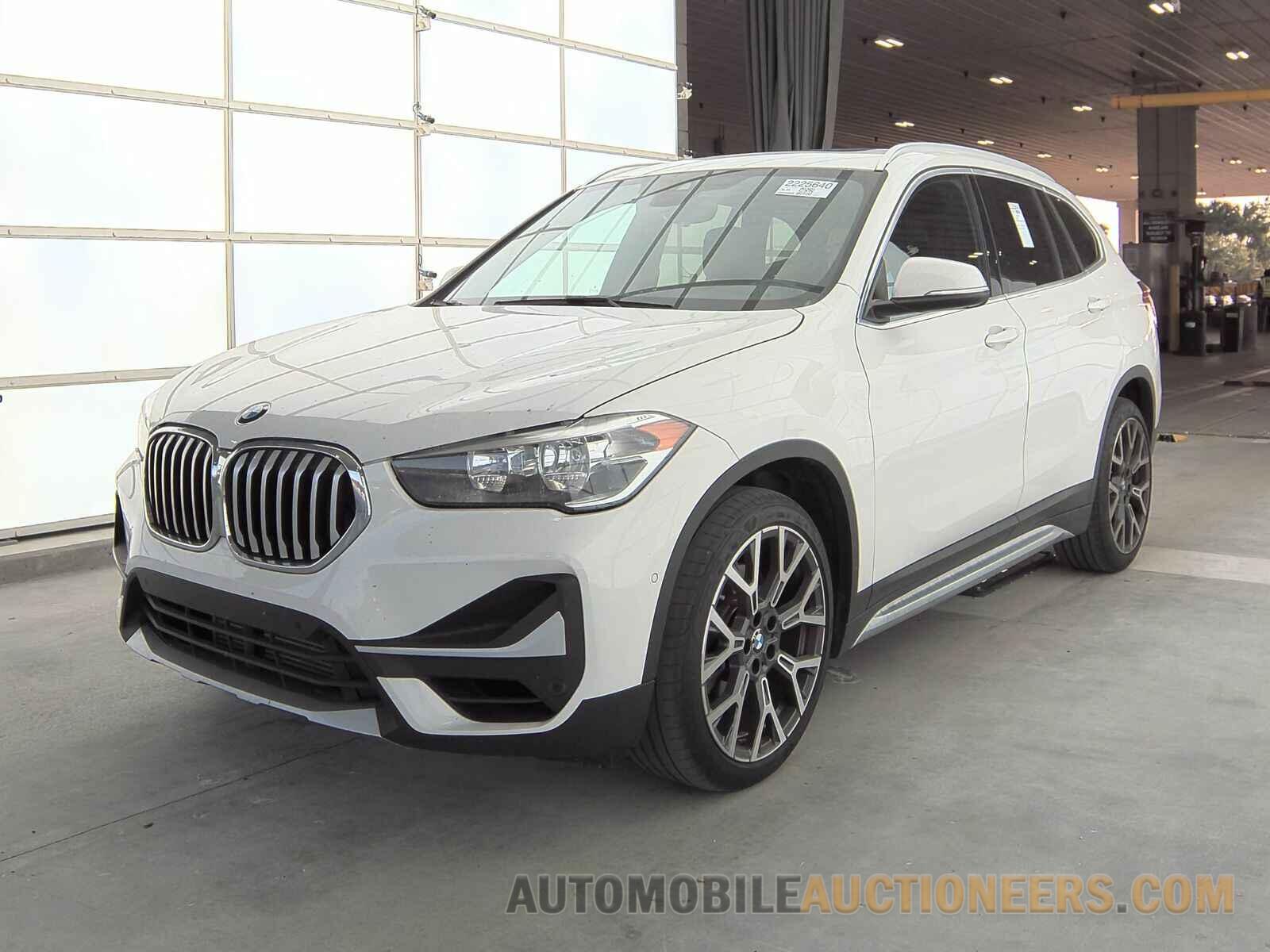 WBXJG7C00M5T12108 BMW X1 2021