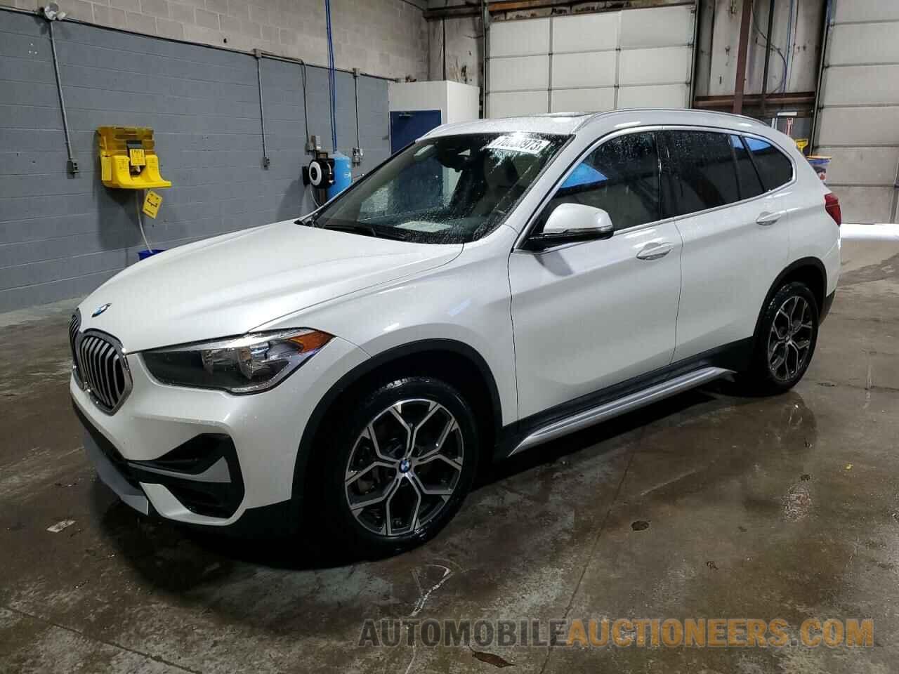 WBXJG7C00N5V09684 BMW X1 2022