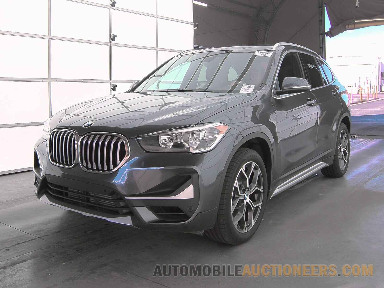 WBXJG7C00N5V23732 BMW X1 2022