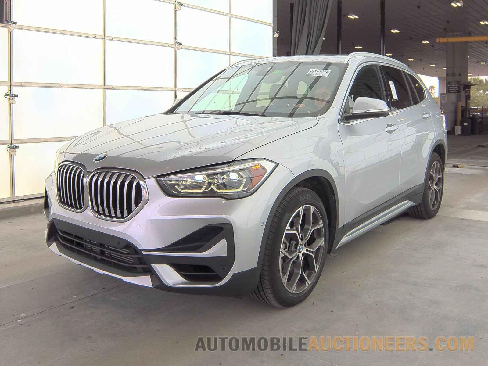 WBXJG7C01M5S52887 BMW X1 2021