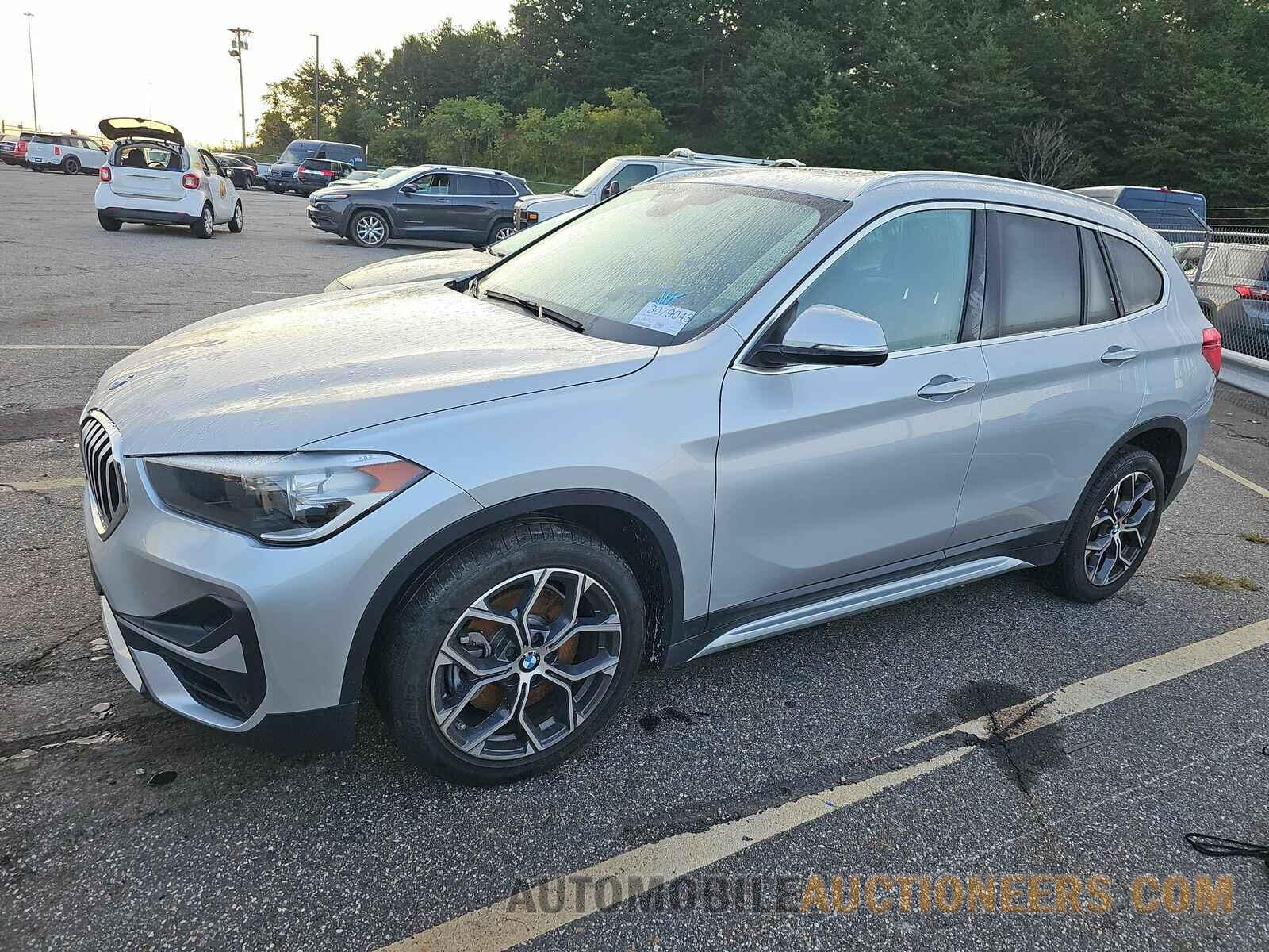 WBXJG7C01M5T00680 BMW X1 2021