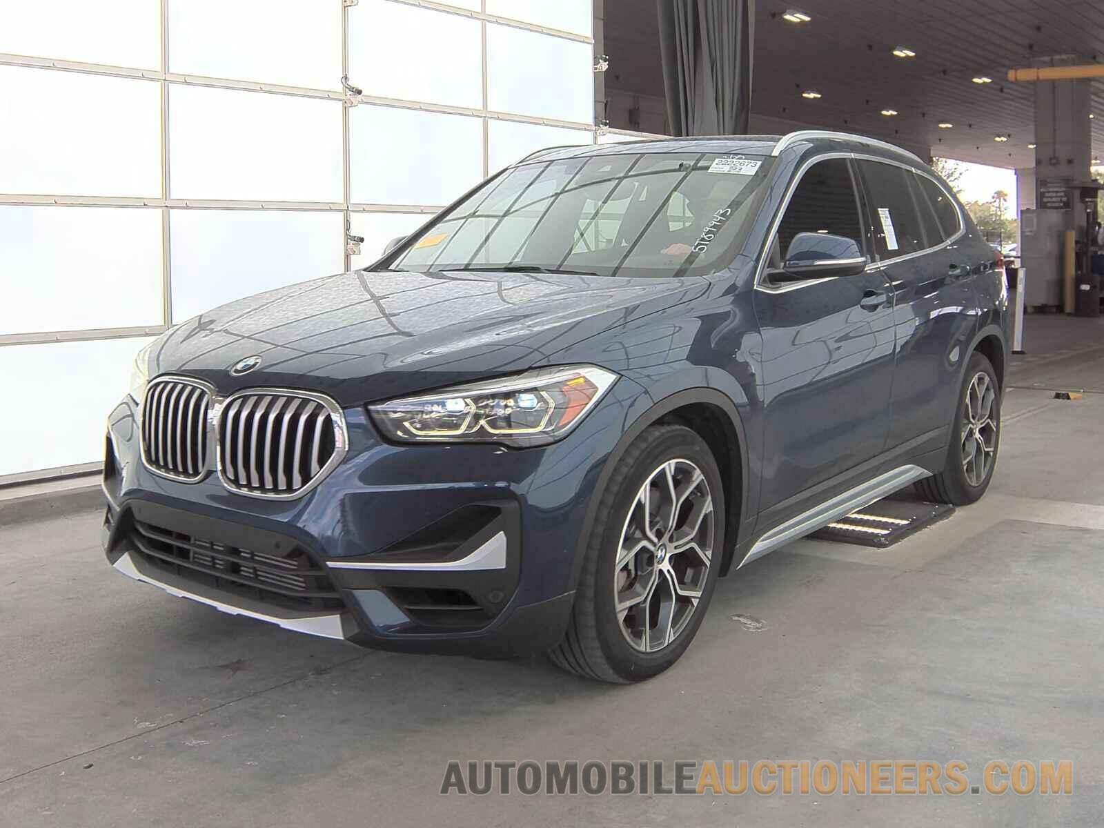 WBXJG7C01M5T89943 BMW X1 2021