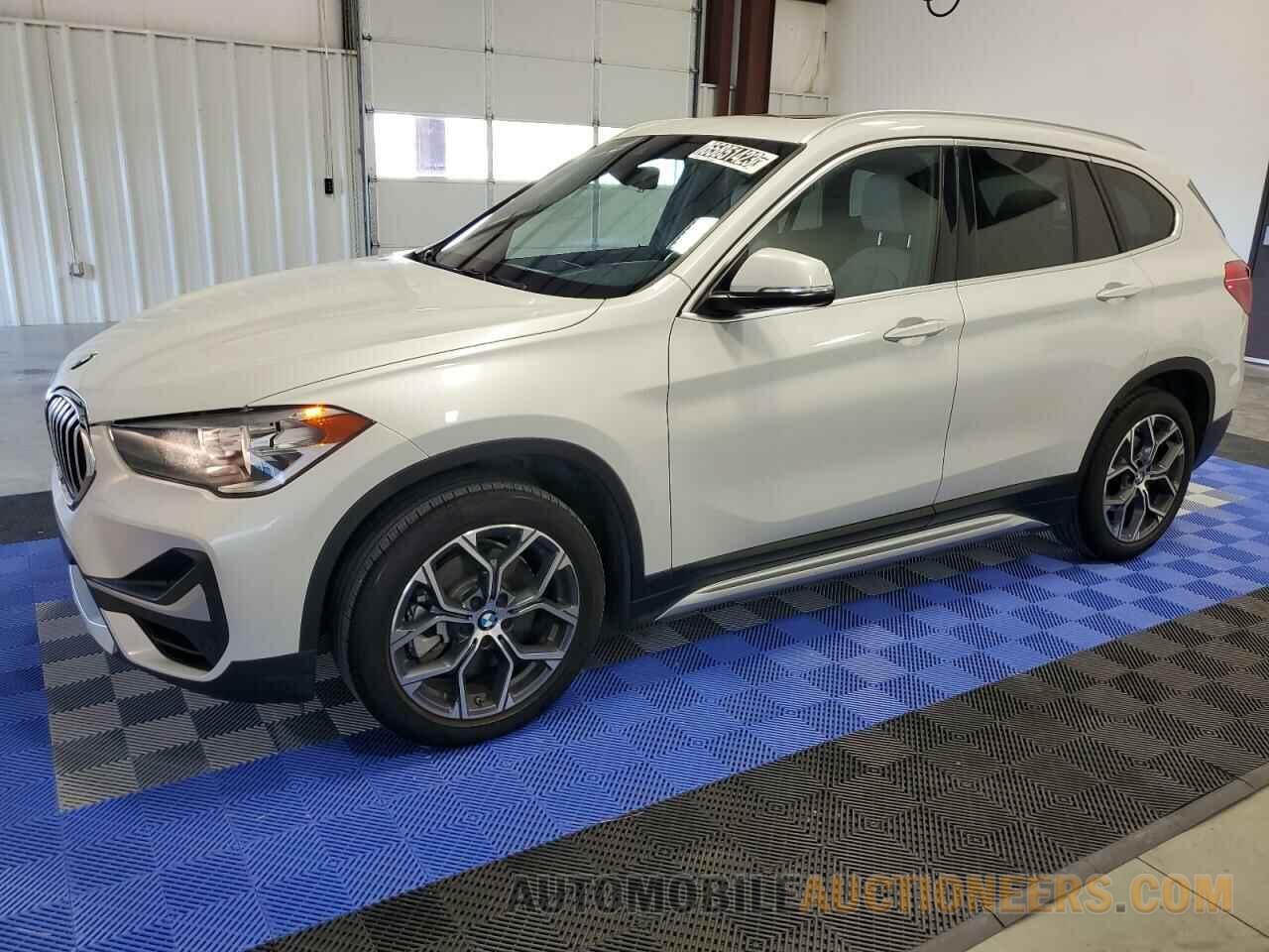 WBXJG7C01N5V22119 BMW X1 2022